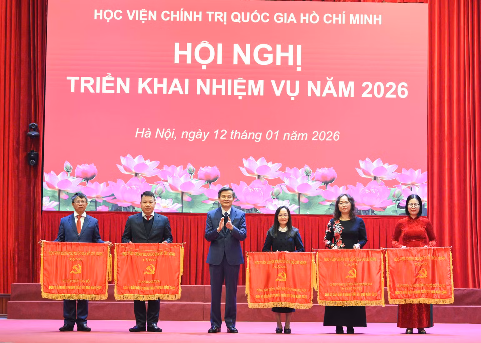 gen-h-1201-co-chuan.jpg