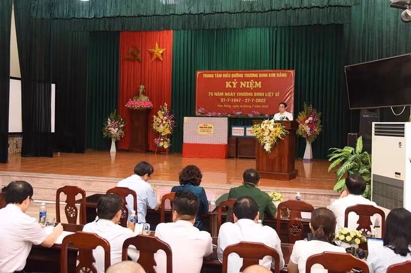Quang cảnh buổi lễ kỷ niệm 75 năm Ngày Thương binh-Liệt sĩ (27/7/1947-27/7/2022). Quang cảnh buổi lễ kỷ niệm 75 năm Ngày Thương binh-Liệt sĩ (27/7/1947-27/7/2022).