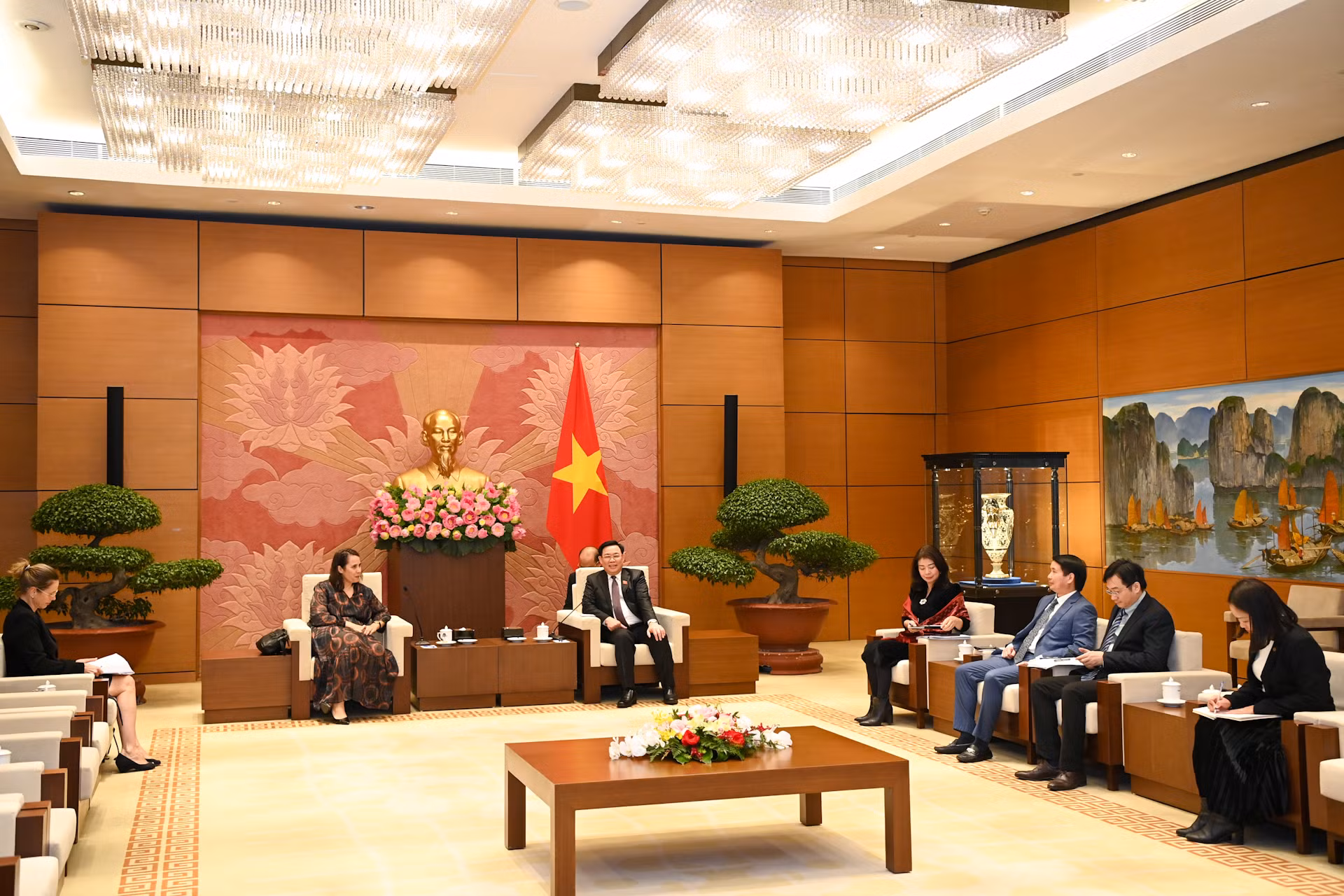 Quang cảnh buổi tiếp tại Nhà Quốc hội.