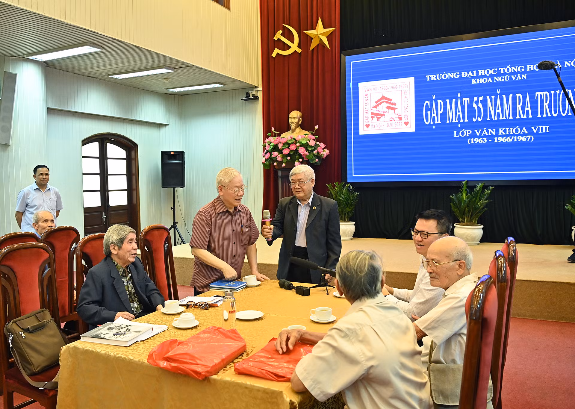 Tổng Bí thư Nguyễn Phú Trọng phát biểu tại buổi gặp mặt.