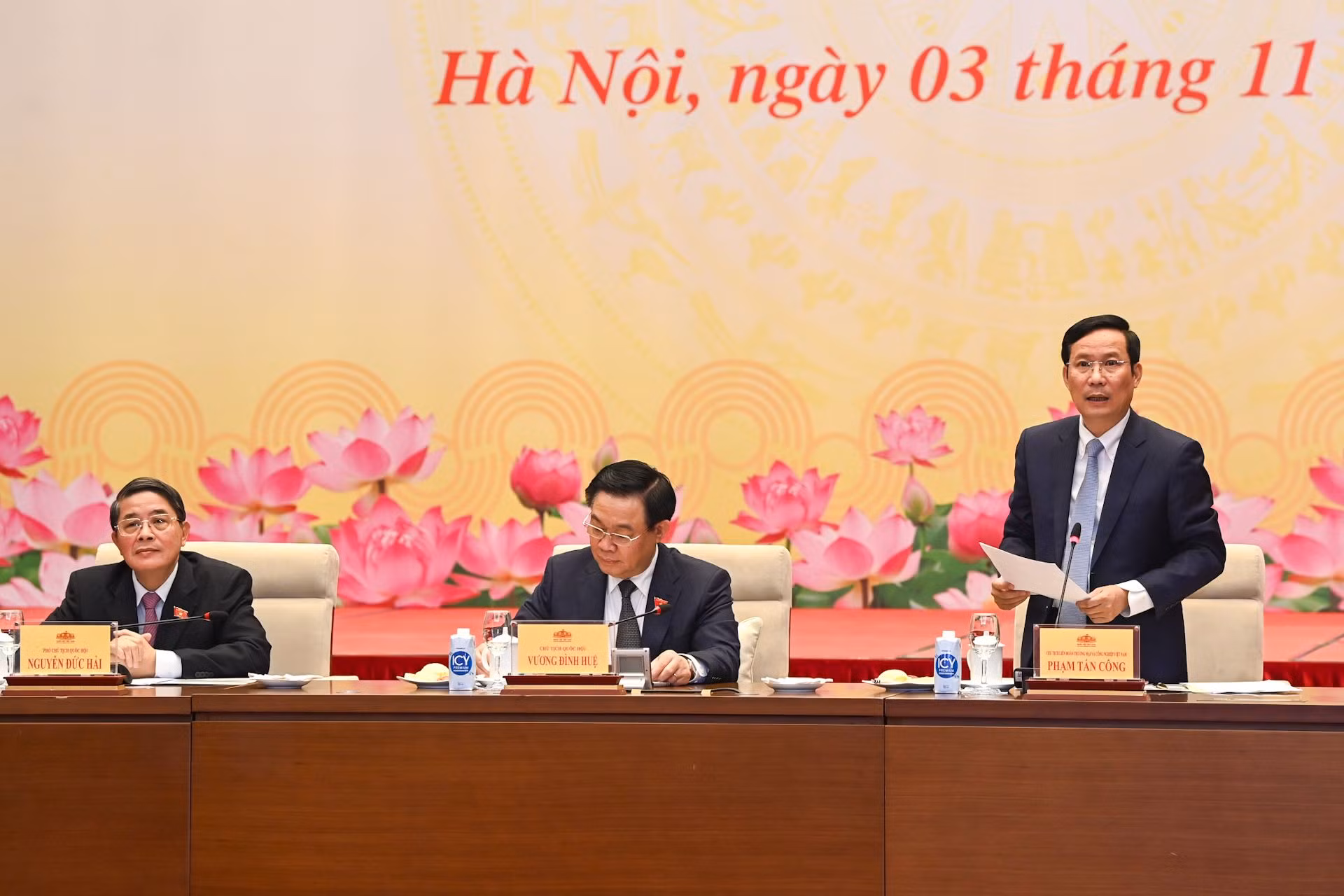 Chủ tịch VCCI Phạm Tấn Công phát biểu tại buổi gặp mặt.