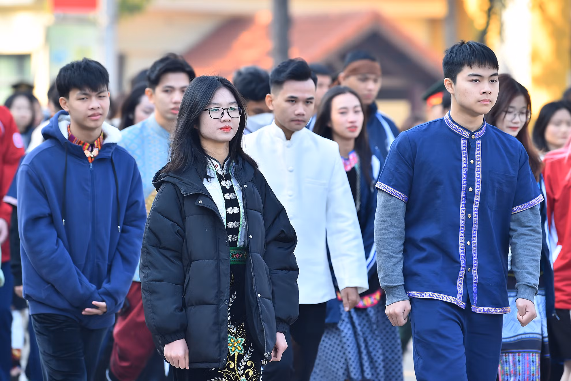 Đoàn học sinh, sinh viên, thanh niên dân tộc thiểu số xuất sắc, tiêu biểu tới dự lễ báo công dâng Bác và vào Lăng viếng Chủ tịch Hồ Chí Minh.