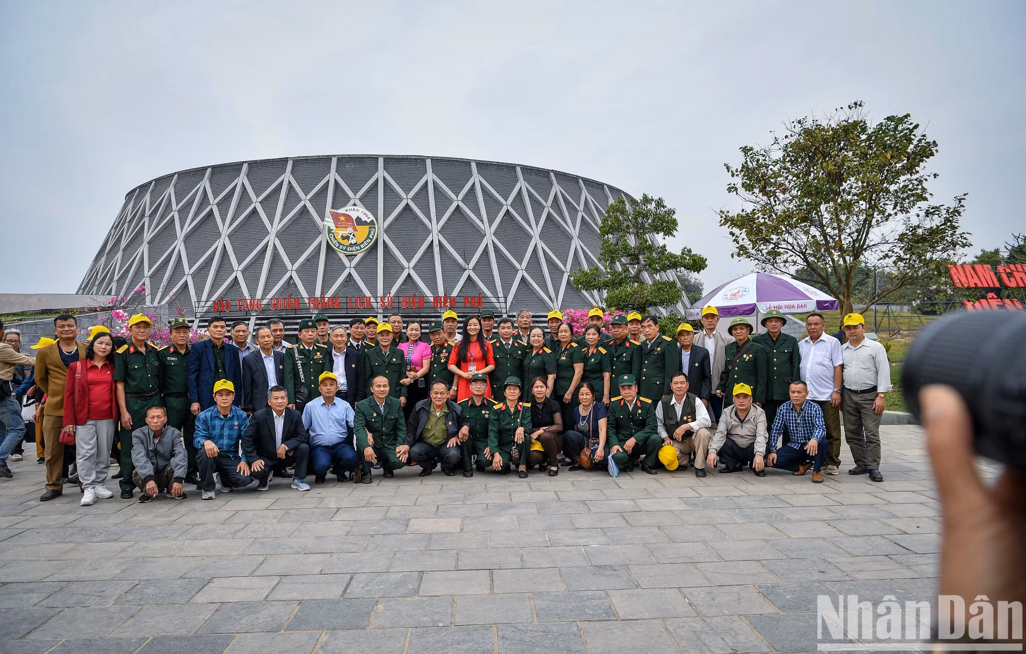 Đông đảo du khách cả nước đến tham quan Bảo tàng những ngày tháng 3 năm nay.