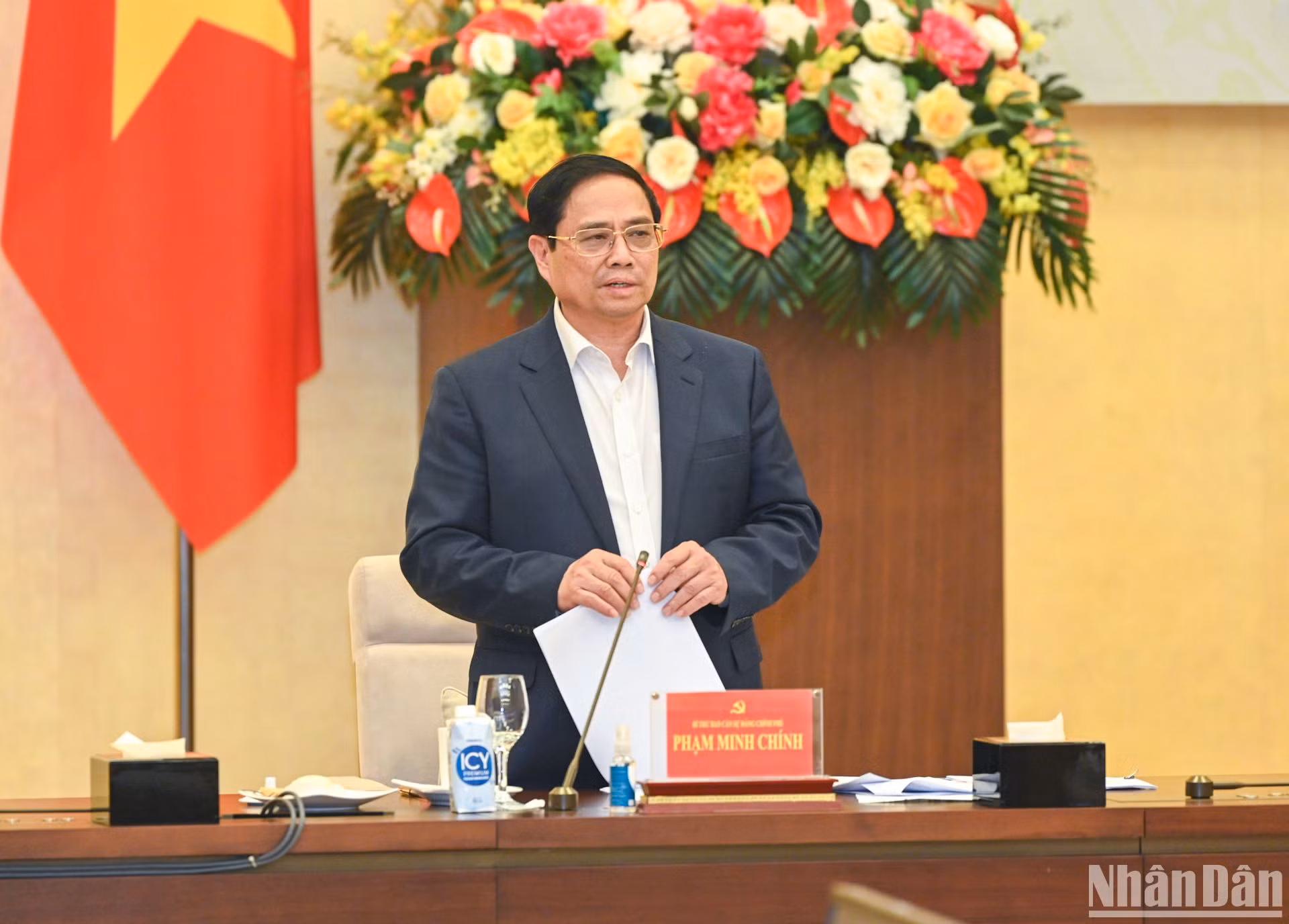 Bí thư Ban Cán sự Đảng Chính phủ, Thủ tướng Chính phủ Phạm Minh Chính phát biểu kết luận hội nghị. Bí thư Ban Cán sự Đảng Chính phủ, Thủ tướng Chính phủ Phạm Minh Chính phát biểu kết luận hội nghị.