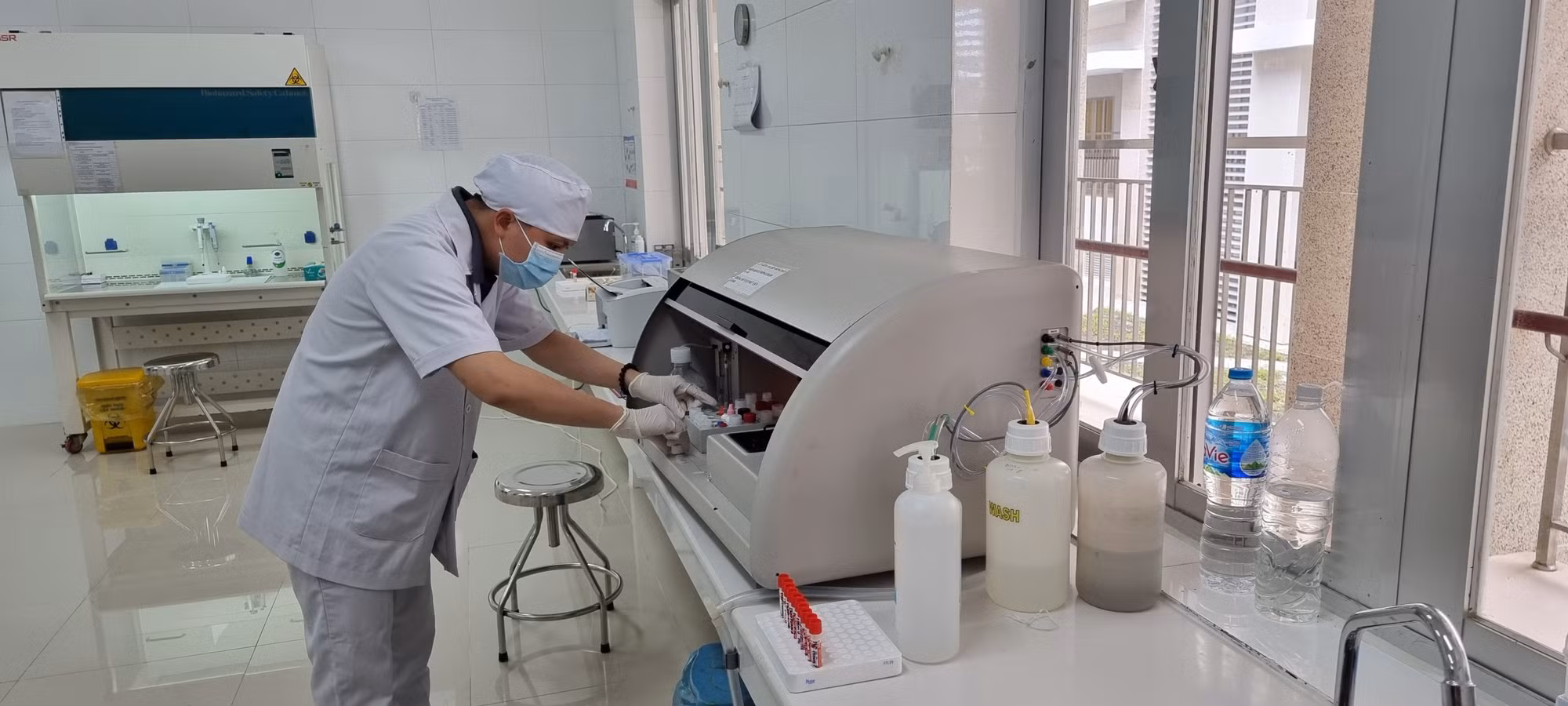 Tăng cường tư vấn đối tượng nguy cơ xét nghiệm để tầm soát.