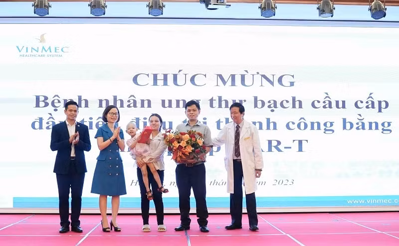 Bệnh nhi đầu tiên được điều trị thành công bằng liệu pháp CAR-T.