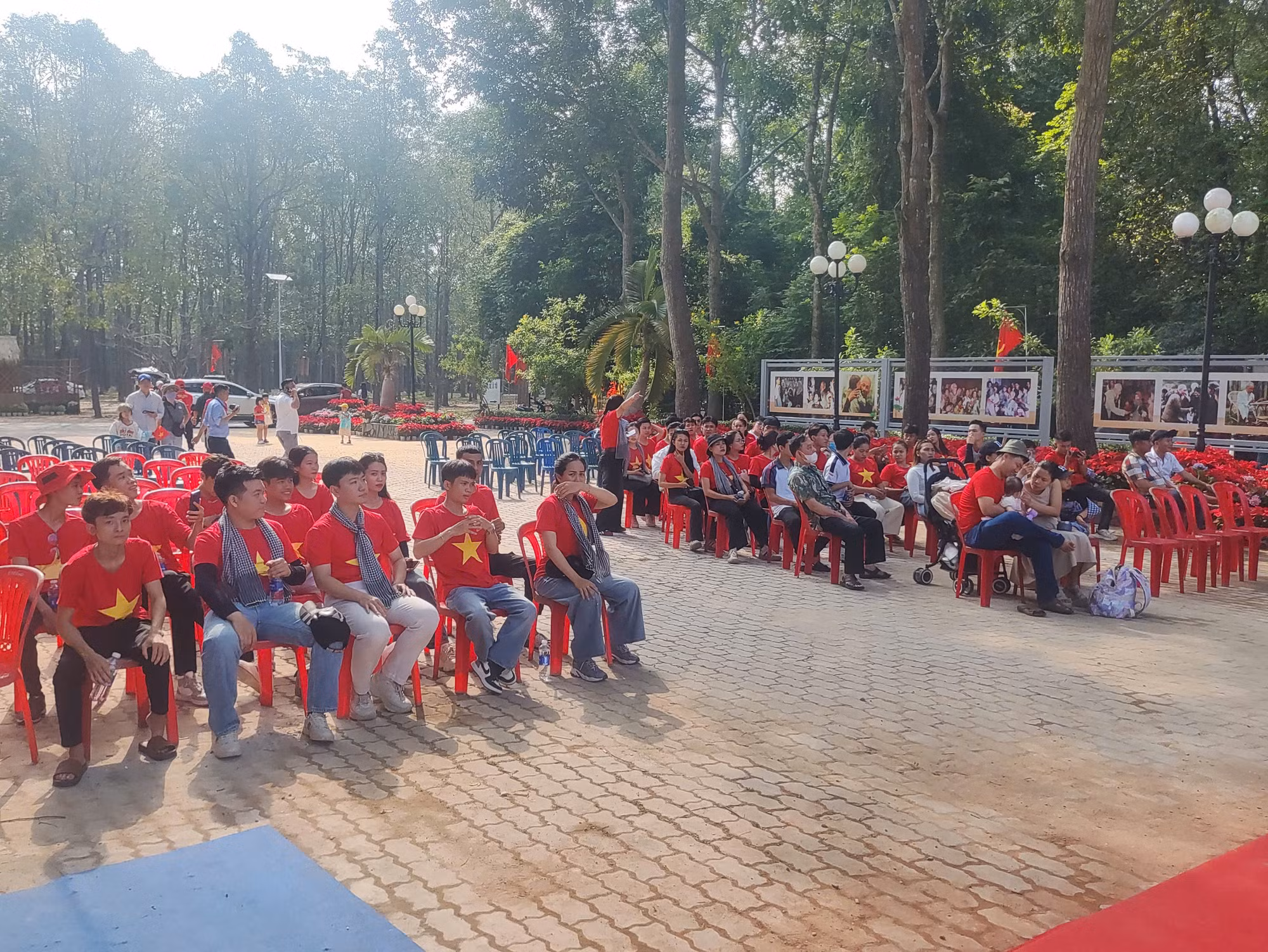 Lễ Kỷ niệm 50 năm Ngày Giải phóng miền nam, thống nhất đất nước ảnh 244