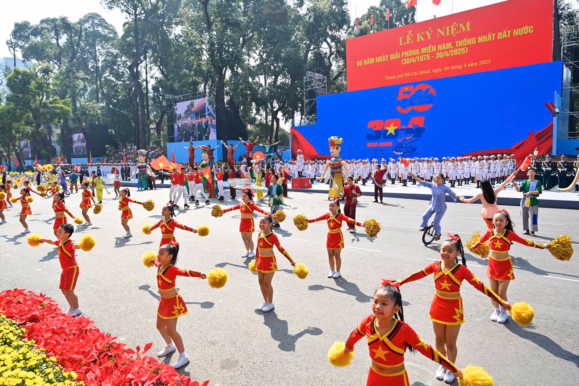 Lễ Kỷ niệm 50 năm Ngày Giải phóng miền nam, thống nhất đất nước ảnh 232