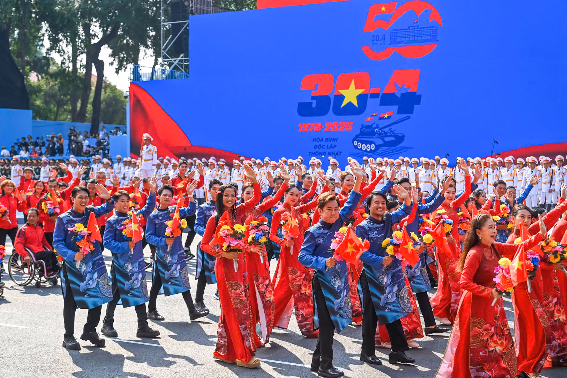 Lễ Kỷ niệm 50 năm Ngày Giải phóng miền nam, thống nhất đất nước ảnh 233