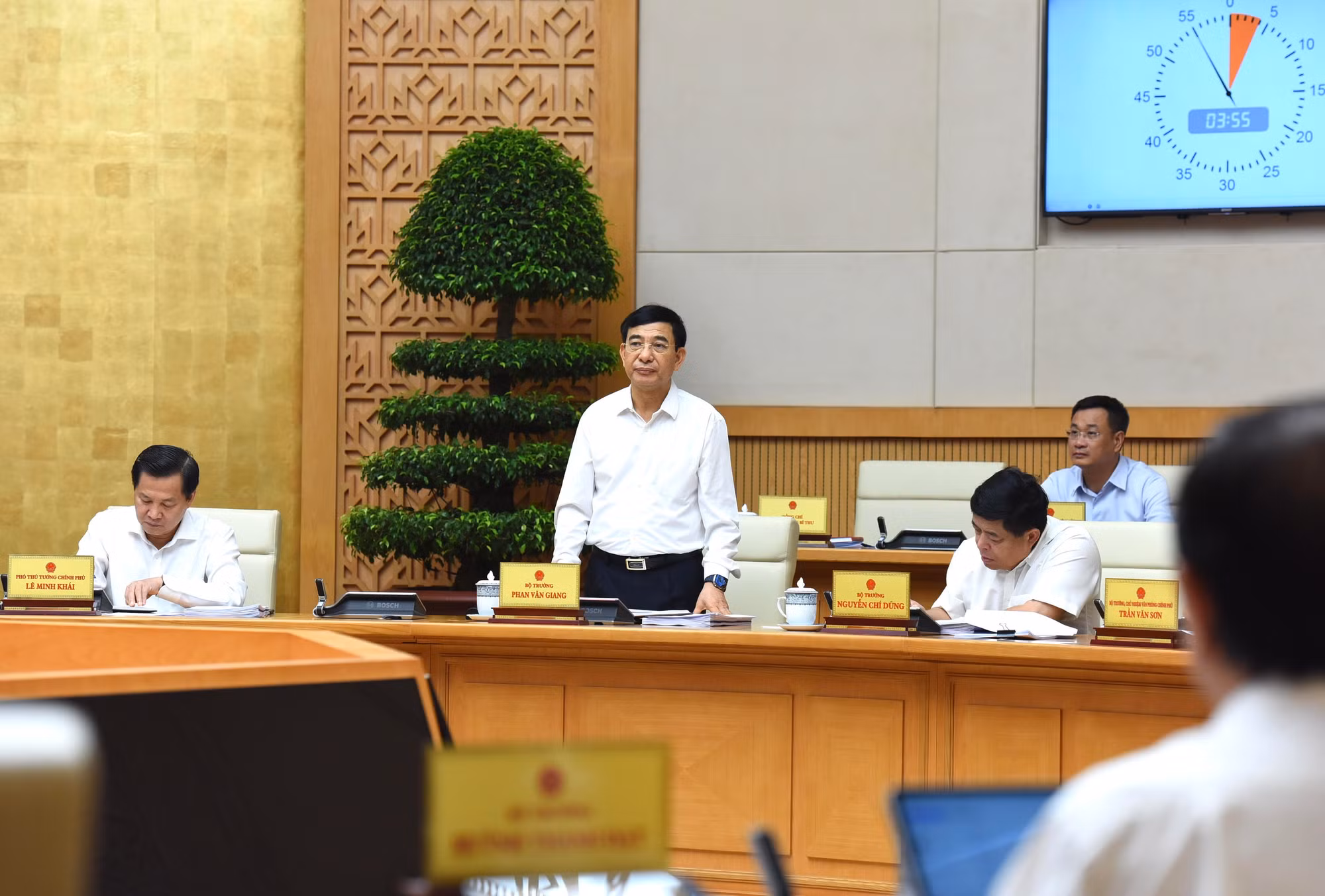 Bộ trưởng Quốc phòng Phan Văn Giang phát biểu.
