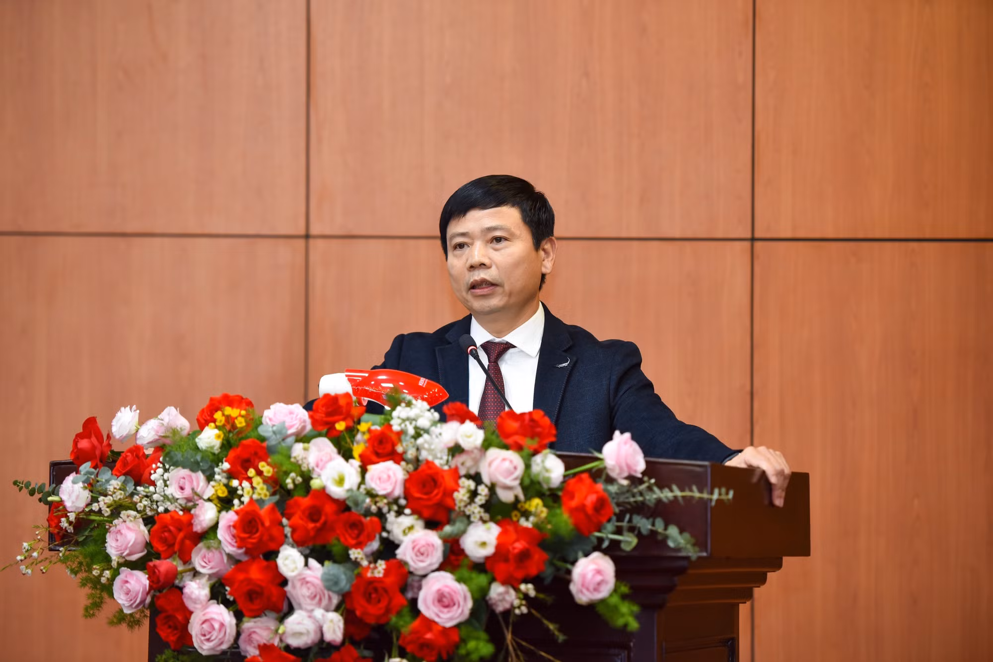 Tổng Biên tập Báo Hà Tĩnh Nguyễn Công Thành. Tổng Biên tập Báo Hà Tĩnh Nguyễn Công Thành.