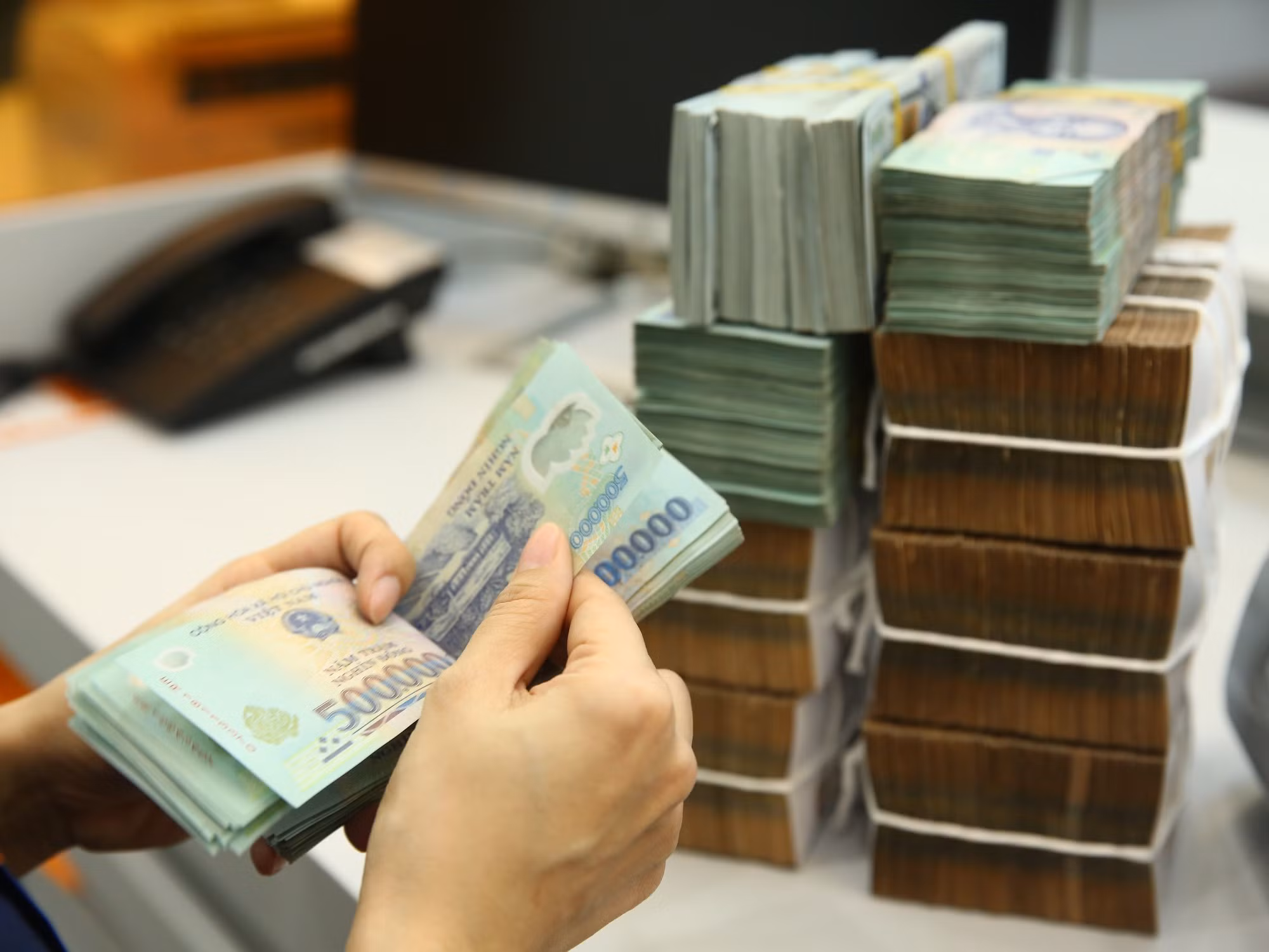 Tỷ lệ nợ xấu của nhóm khách hàng vay nợ và doanh nghiệp cho vay gia tăng nhanh thời gian qua. (Ảnh minh họa: Vietnam+) Tỷ lệ nợ xấu của nhóm khách hàng vay nợ và doanh nghiệp cho vay gia tăng nhanh thời gian qua. (Ảnh minh họa: Vietnam+)