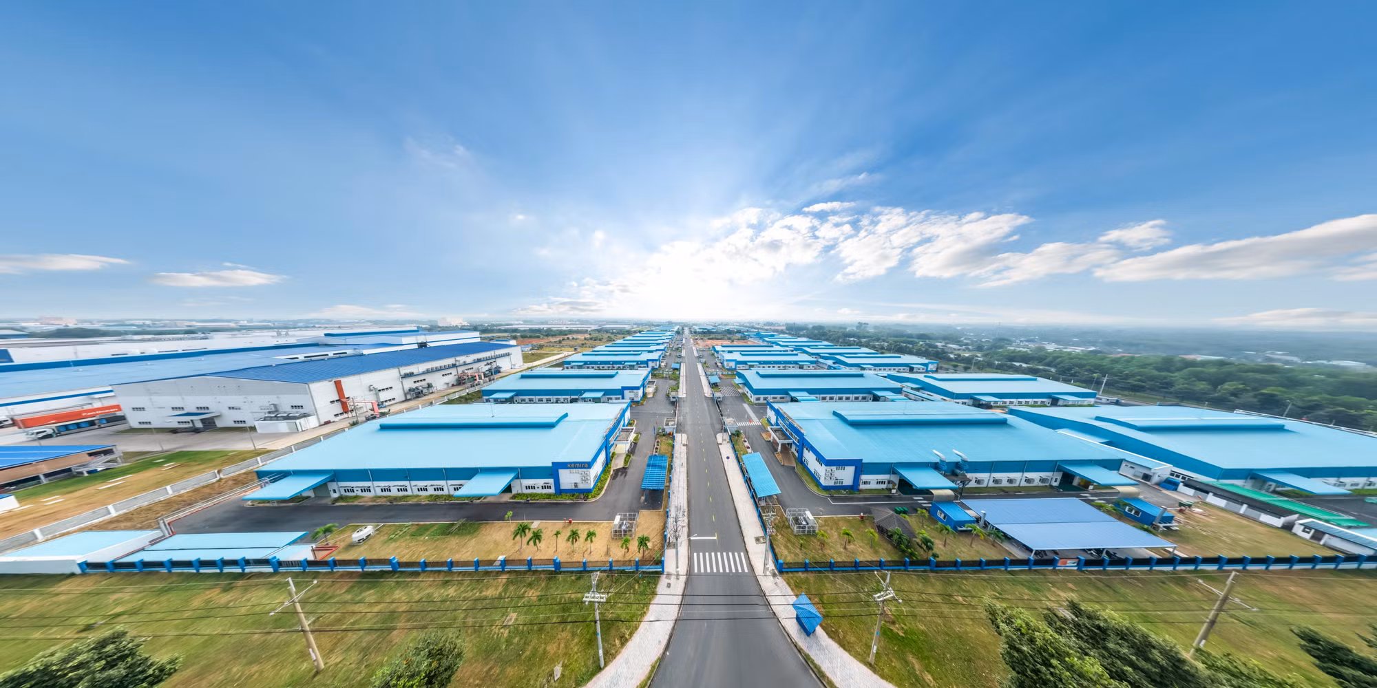 Một cụm nhà xưởng công nghiệp cho thuê tại Khu công nghiệp Long Thành (Đồng Nai).