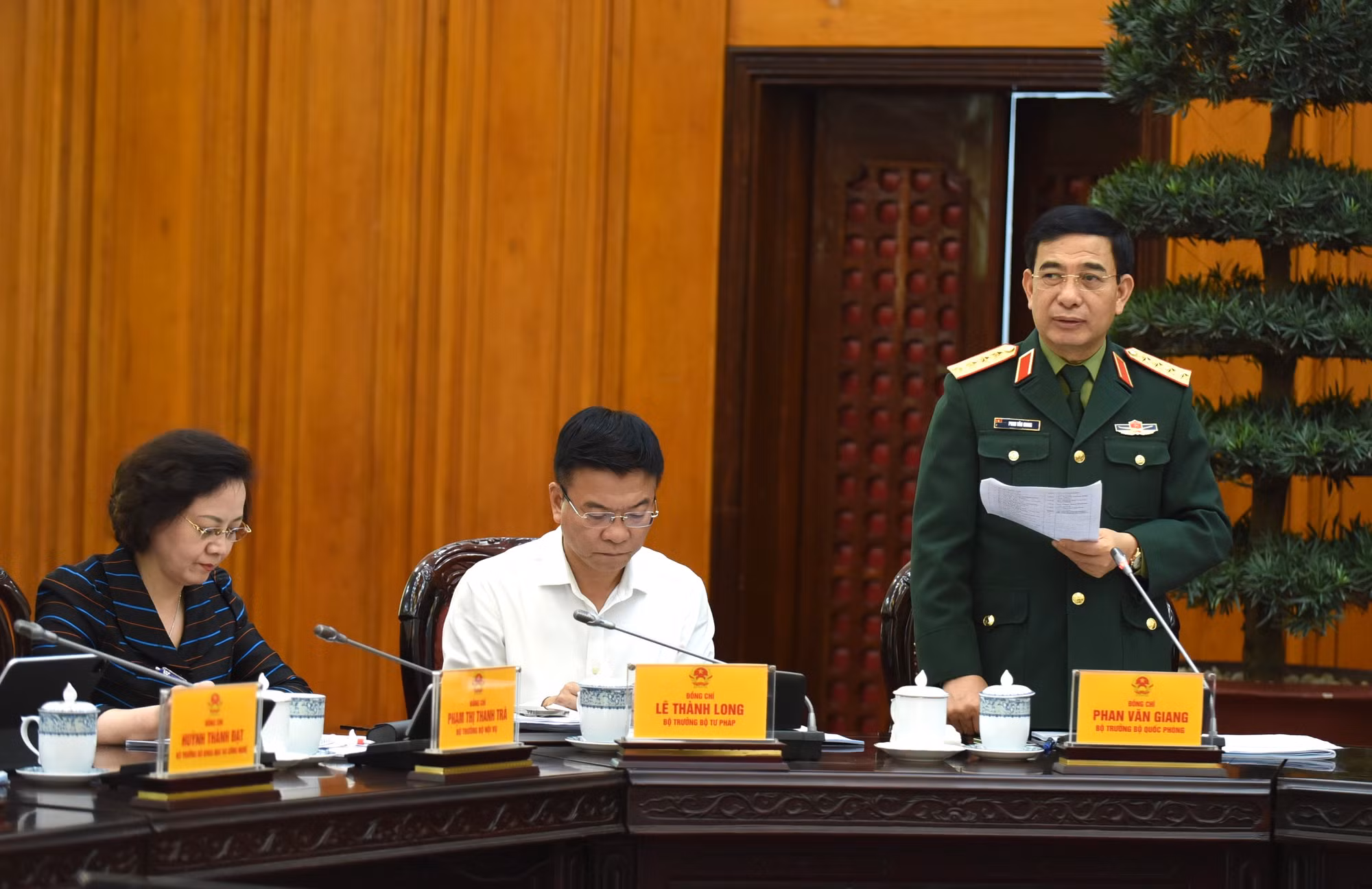 Bộ trưởng Quốc phòng Phan Văn Giang phát biểu.