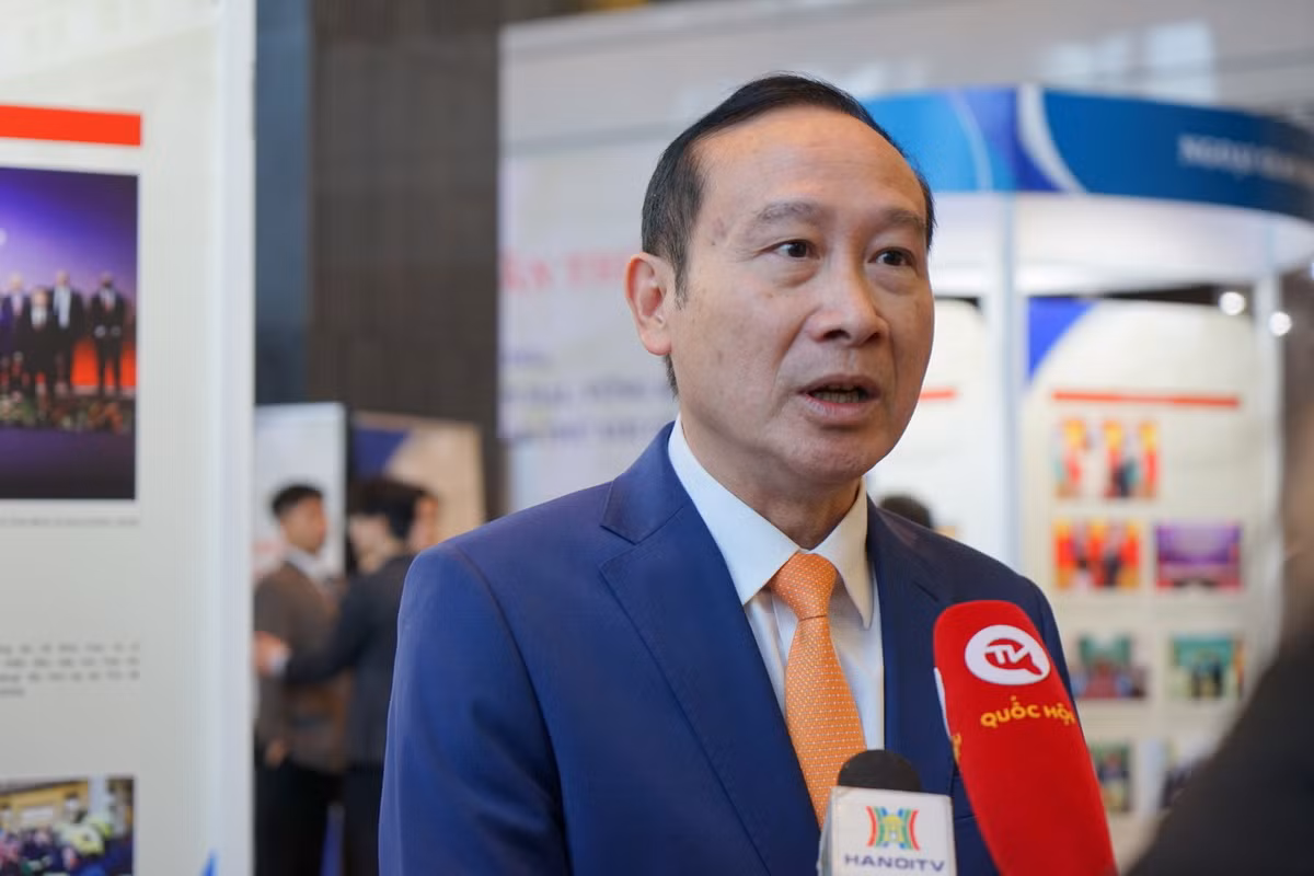 Đại sứ Việt Nam tại Vương quốc Bỉ, Trưởng Phái đoàn Việt Nam tại Liên minh châu Âu Nguyễn Văn Thảo. (Ảnh: TRUNG HƯNG) Đại sứ Việt Nam tại Vương quốc Bỉ, Trưởng Phái đoàn Việt Nam tại Liên minh châu Âu Nguyễn Văn Thảo. (Ảnh: TRUNG HƯNG)