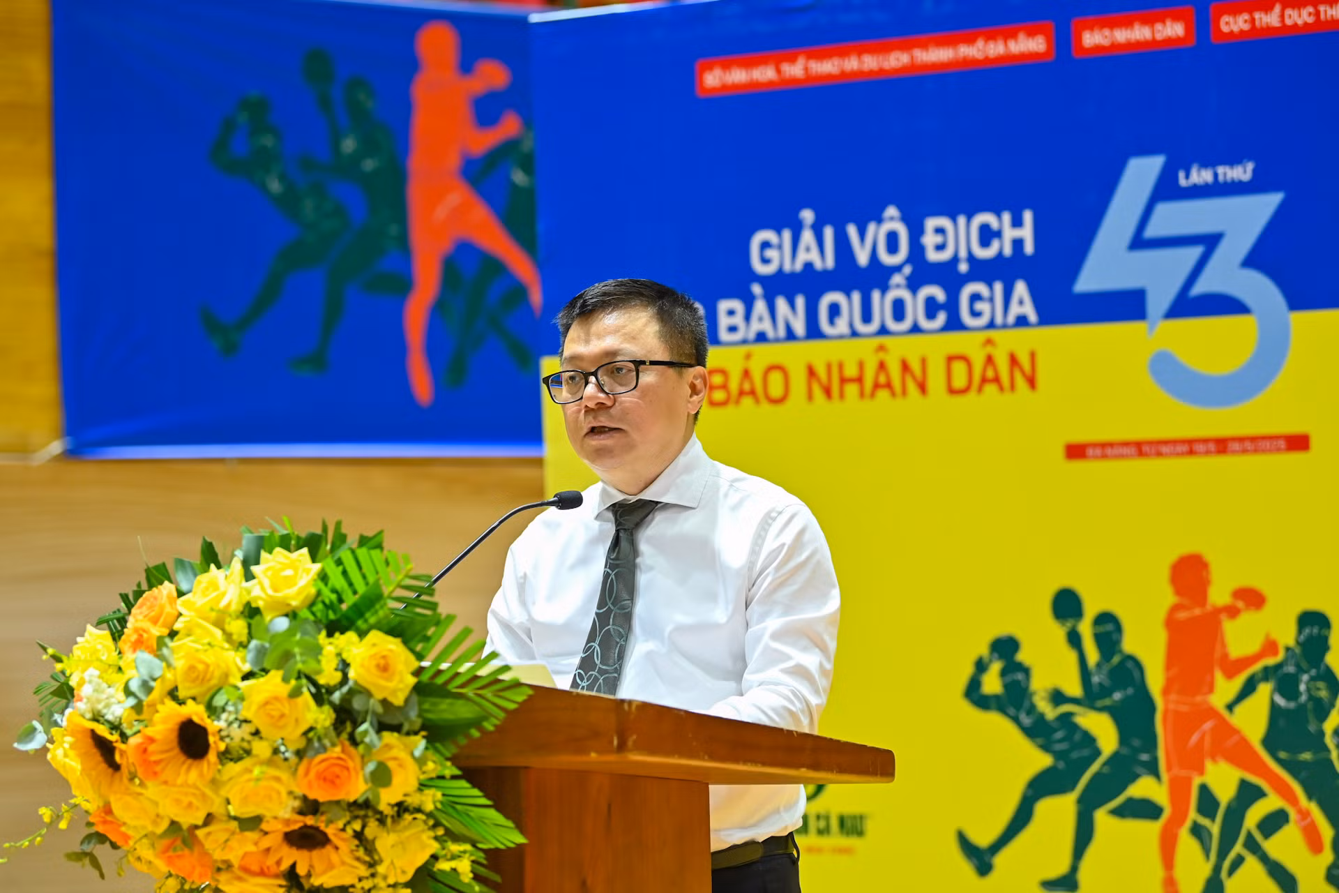 Đồng chí Lê Quốc Minh, Ủy viên Trung ương Đảng, Tổng Biên tập Báo Nhân Dân, Phó Trưởng Ban Tuyên giáo và Dân vận Trung ương, Chủ tịch Hội Nhà báo Việt Nam, Trưởng Ban Chỉ đạo Giải phát biểu khai mạc giải đấu.