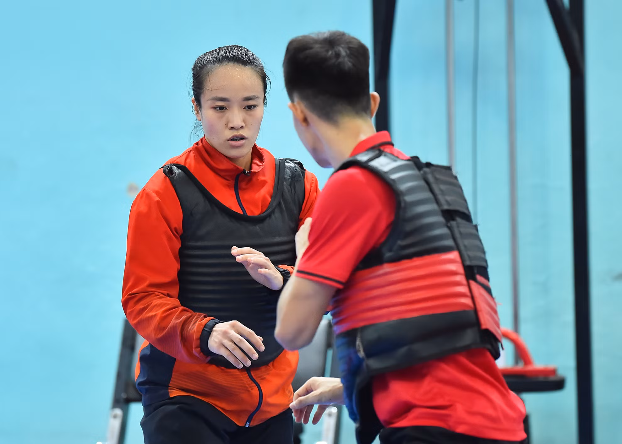 Đây không phải lần đầu luật Pencak Silat được thay đổi, tuy nhiên chúng ta thường được phổ biến và tập luyện sau, không tiếp cận sớm như các Liên đoàn sáng lập Indonesia, Malaysia và Singapore. Đây không phải lần đầu luật Pencak Silat được thay đổi, tuy nhiên chúng ta thường được phổ biến và tập luyện sau, không tiếp cận sớm như các Liên đoàn sáng lập Indonesia, Malaysia và Singapore.