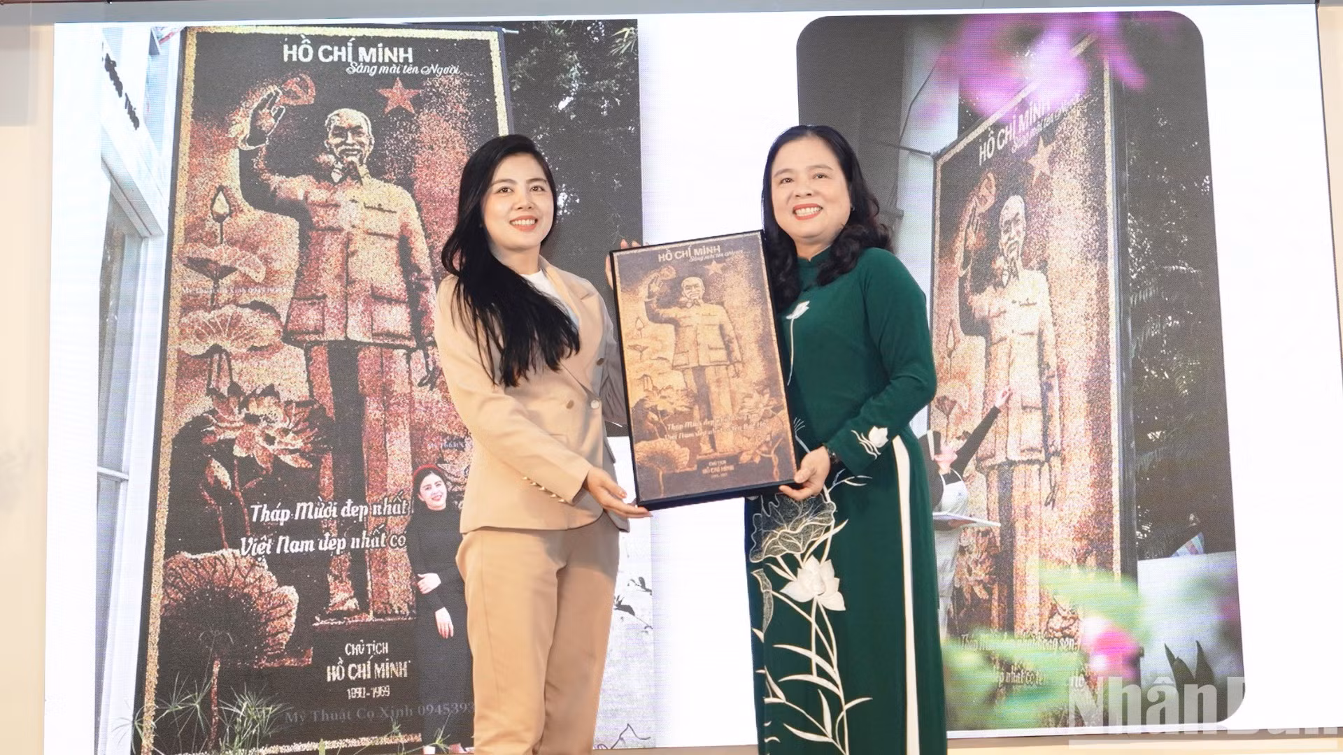 Qua tác phẩm, tác giả muốn gửi gắm tình cảm của mình và bày tỏ lòng biết ơn công lao to lớn của Bác Hồ - Vị lãnh tụ kính yêu của dân tộc. Bên cạnh đó, tác giả hy vọng có thể truyền cảm hứng cho giới trẻ về tình đất nước, lòng tự hào dân tộc và cả tinh thần giữ gìn bản sắc quê hương từ chất liệu dân dã, hạt sen Đồng Tháp. Qua tác phẩm, tác giả muốn gửi gắm tình cảm của mình và bày tỏ lòng biết ơn công lao to lớn của Bác Hồ - Vị lãnh tụ kính yêu của dân tộc. Bên cạnh đó, tác giả hy vọng có thể truyền cảm hứng cho giới trẻ về tình đất nước, lòng tự hào dân tộc và cả tinh thần giữ gìn bản sắc quê hương từ chất liệu dân dã, hạt sen Đồng Tháp.