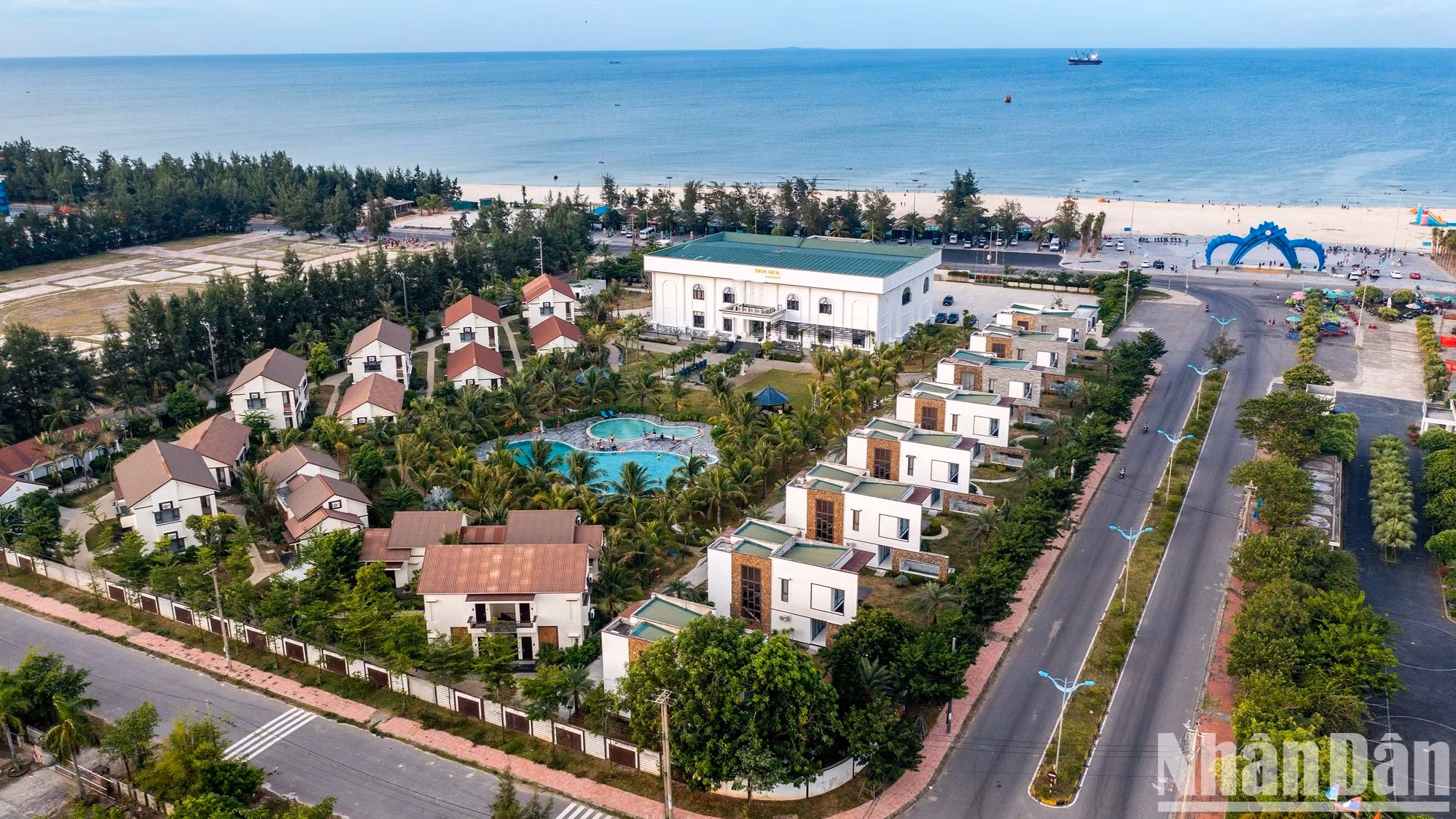 Cơ sở hạ tầng, lưu trú tại các bãi biển Quảng Trị ngày càng hoàn thiện, hiện đại.