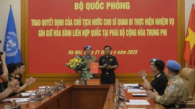 Thiếu tá Sử Tấn Phi Long đảm nhiệm vị trí Quan sát viên Quân sự, Phái bộ MINUSCA, Cộng hòa Trung Phi. 