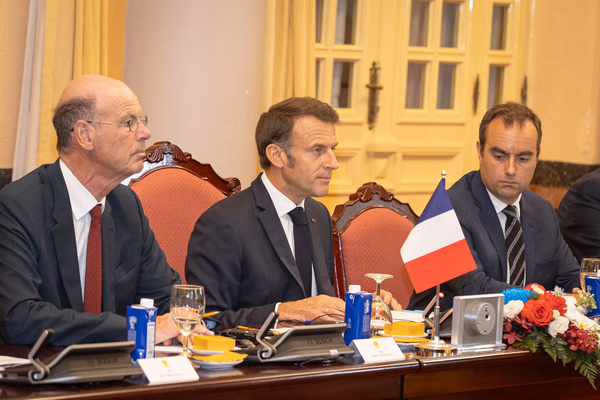 Tổng thống Pháp Emmanuel Macron phát biểu tại hội đàm.