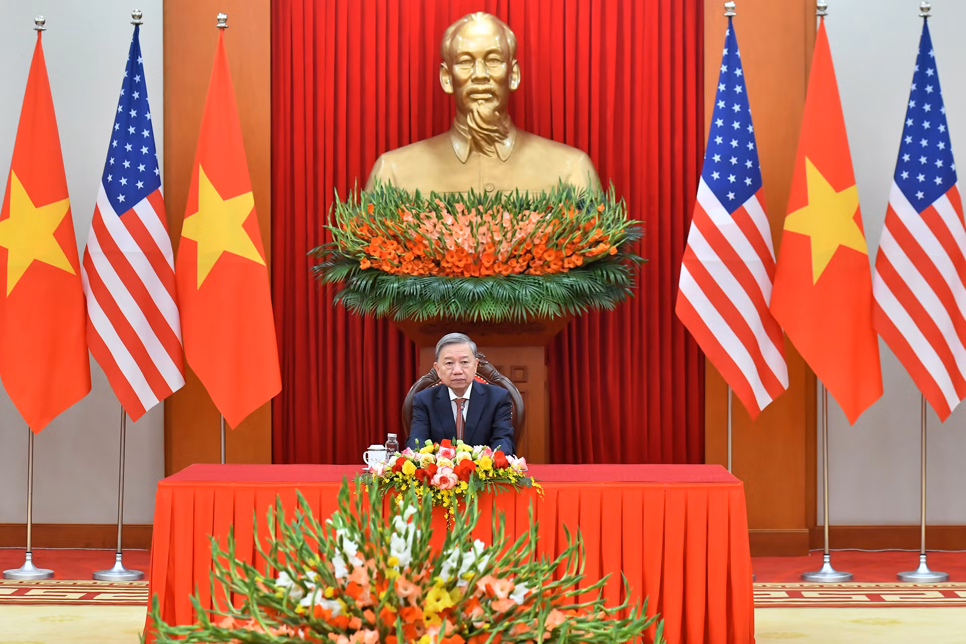 Tổng Bí thư Tô Lâm điện đàm với Tổng thống đắc cử Hoa Kỳ Donald Trump.