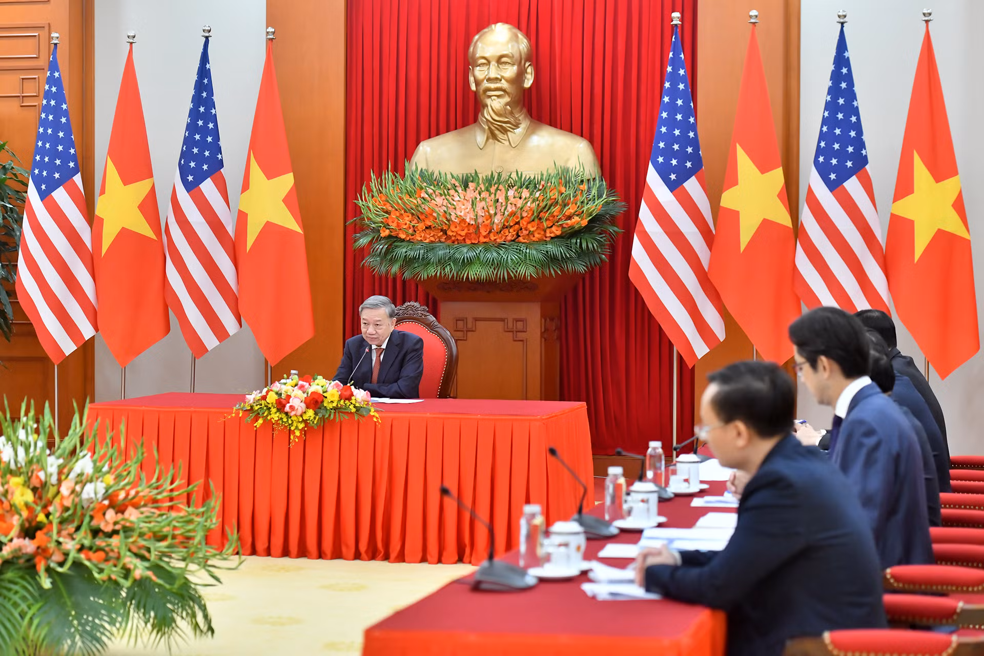 Tổng Bí thư Tô Lâm điện đàm với Tổng thống đắc cử Hoa Kỳ Donald Trump.