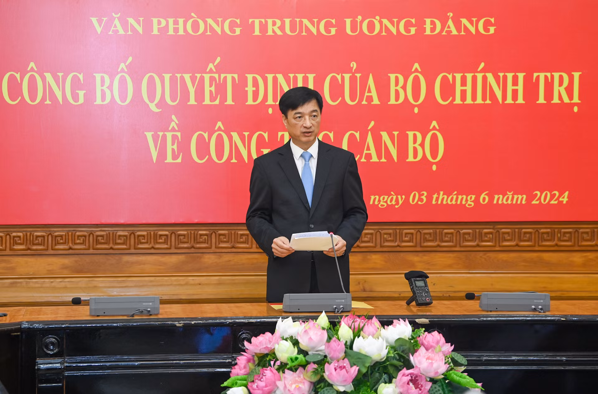 Chánh Văn phòng Trung ương Đảng Nguyễn Duy Ngọc phát biểu tại buổi lễ.