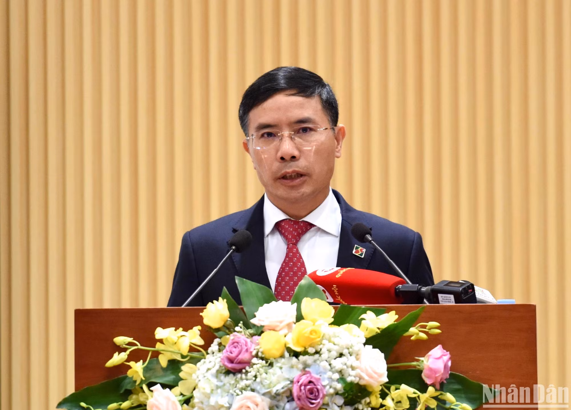 Đại diện lãnh đạo Ngân hàng Nông nghiệp và Phát triển Nông thôn Việt Nam phát biểu. Đại diện lãnh đạo Ngân hàng Nông nghiệp và Phát triển Nông thôn Việt Nam phát biểu.