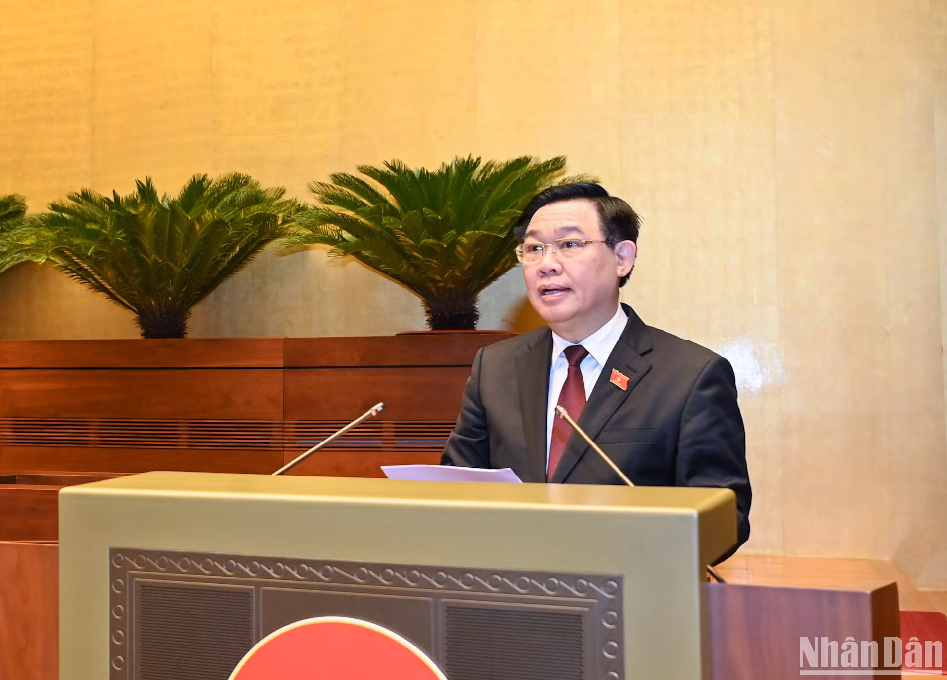 Chủ tịch Quốc hội Vương Đình Huệ phát biểu khai mạc phiên chất vấn và trả lời chất vấn.