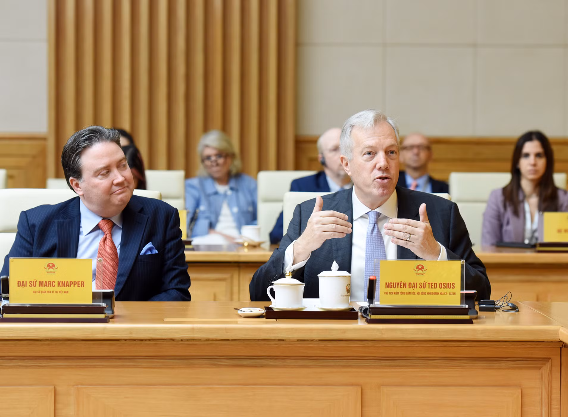 Chủ tịch kiêm Tổng Giám đốc USABC Ted Osius phát biểu. Chủ tịch kiêm Tổng Giám đốc USABC Ted Osius phát biểu.