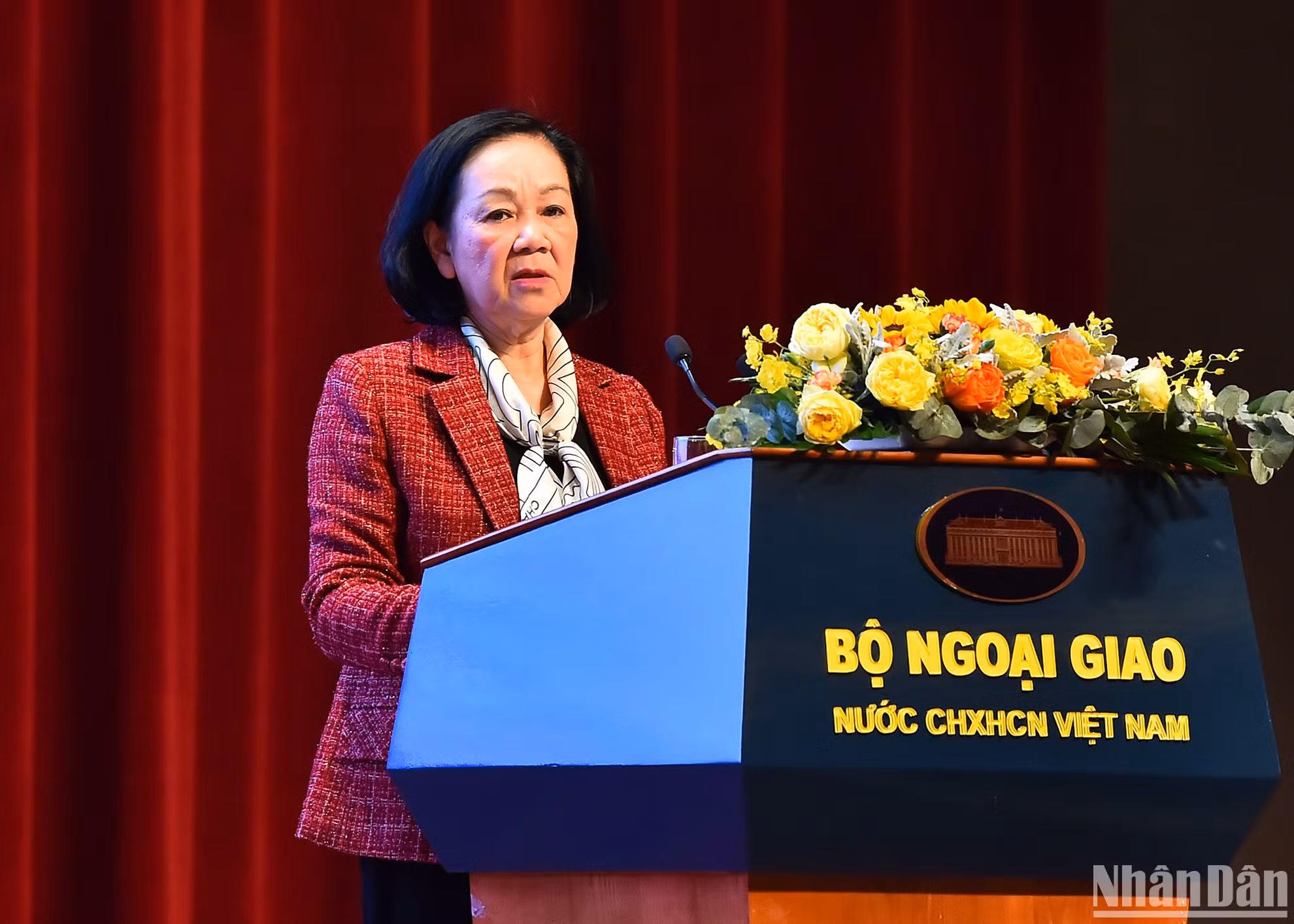 Đồng chí Trương Thị Mai, Ủy viên Bộ Chính trị, Thường trực Ban Bí thư, Trưởng Ban Tổ chức Trung ương phát biểu chỉ đạo tại phiên họp.