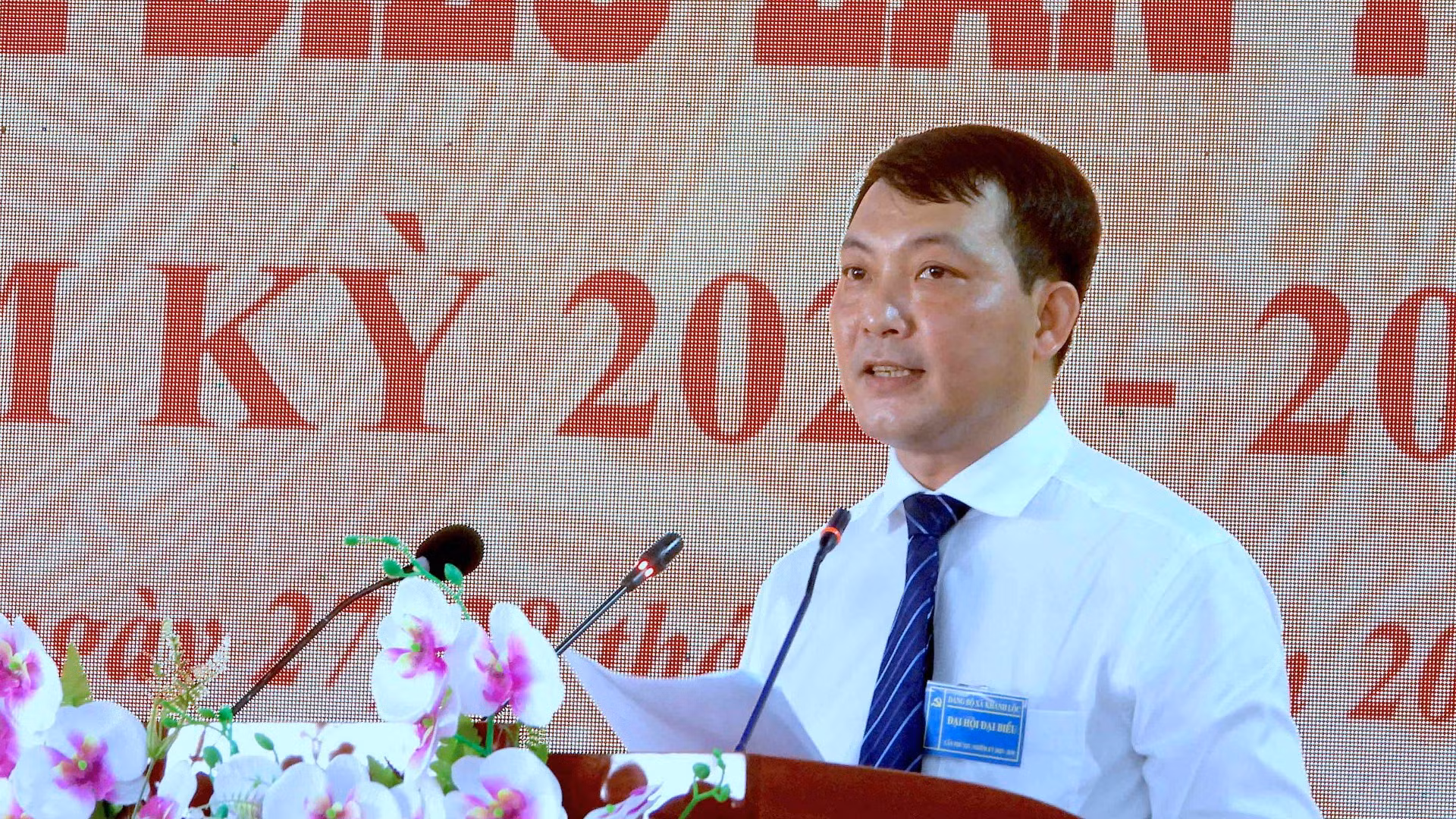 Bí thư Huyện ủy Trần Văn Thời Nguyễn Minh Nhứt phát biểu chỉ đạo tại Đại hội đại biểu Đảng bộ xã Khánh Lộc nhiệm kỳ 2025-2030.