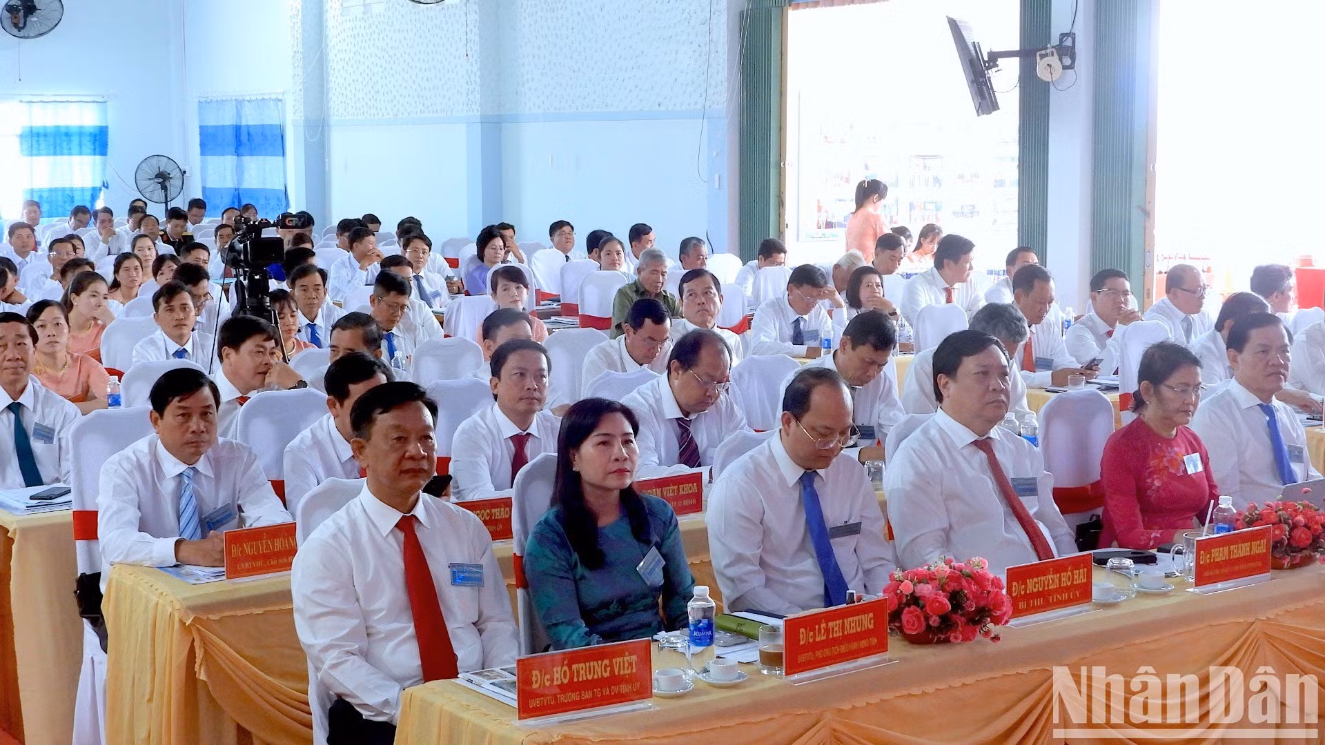 Các đại biểu tham dự Đại hội Đảng bộ xã Khánh Lộc, cấp cơ sở đầu tiên nơi cực nam Tổ quốc tổ chức đại hội nhiệm kỳ 2025-2030.