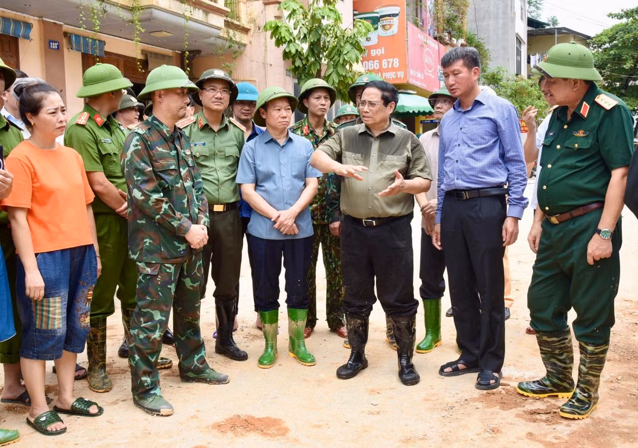 Thủ tướng Phạm Minh Chính chỉ đạo công tác khắc phục hậu quả mưa lũ tại Yên Bái. Thủ tướng Phạm Minh Chính chỉ đạo công tác khắc phục hậu quả mưa lũ tại Yên Bái.