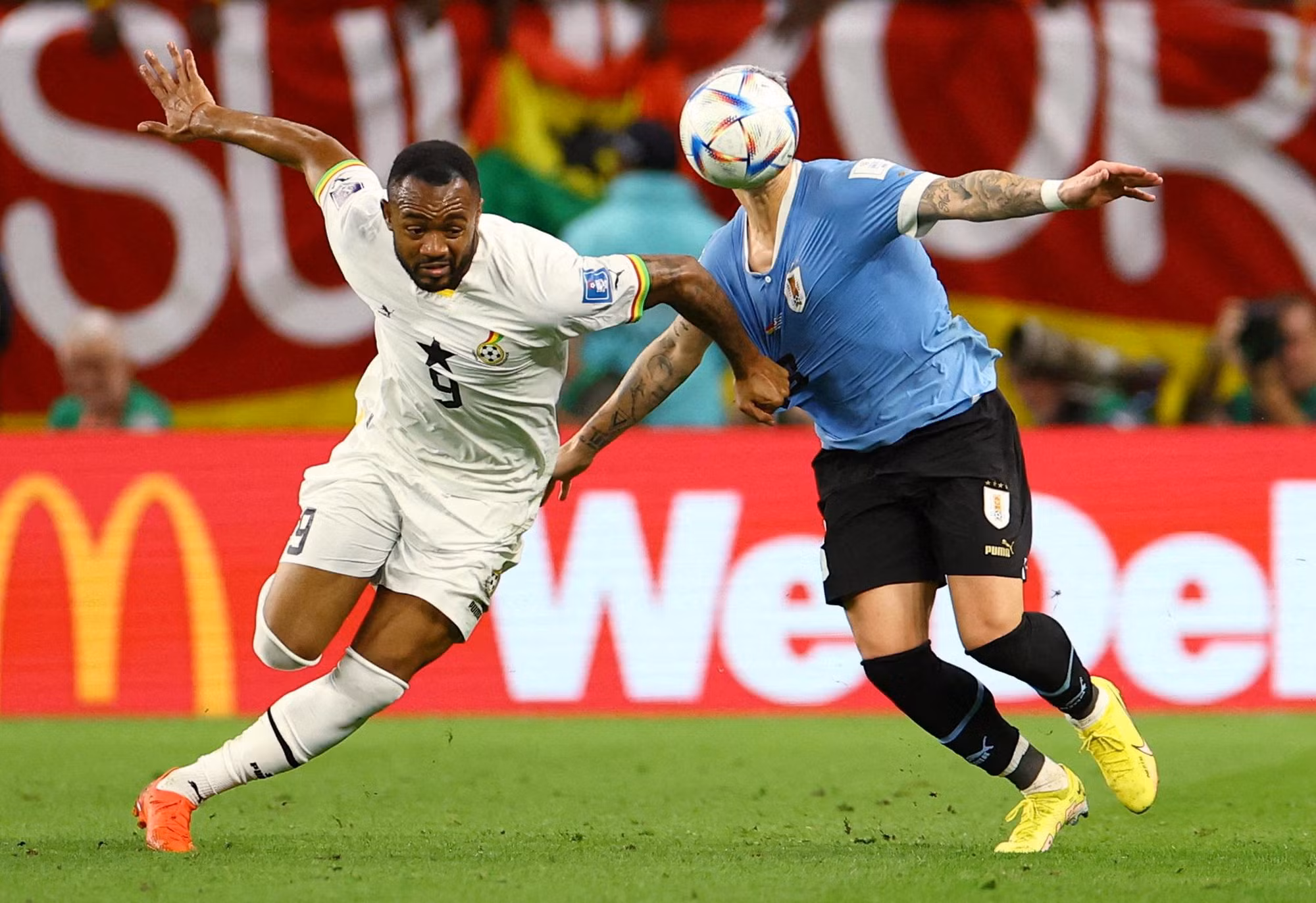 Ghana và Uruguay có trận đấu cùng giờ với Hàn Quốc và Bồ Đào Nha.