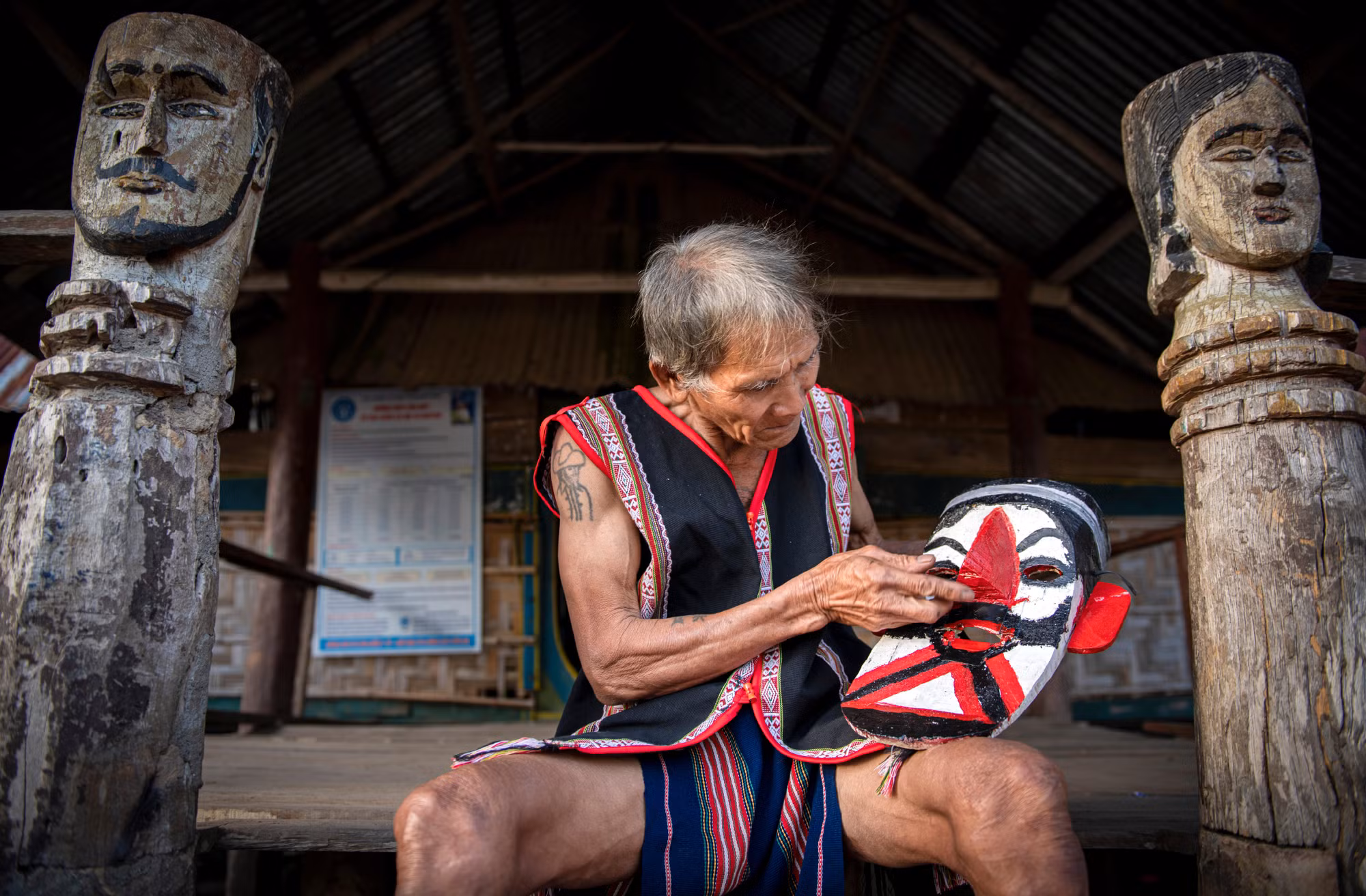 Cụ già người Xơ-đăng. (Ảnh: Thành Đạt) Cụ già người Xơ-đăng. (Ảnh: Thành Đạt)