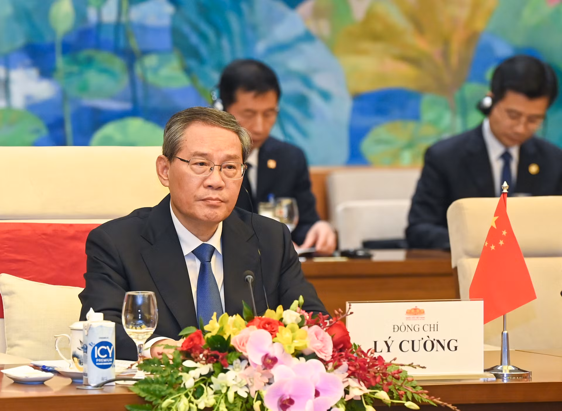 Thủ tướng Trung Quốc Lý Cường phát biểu tại hội kiến. Thủ tướng Trung Quốc Lý Cường phát biểu tại hội kiến.