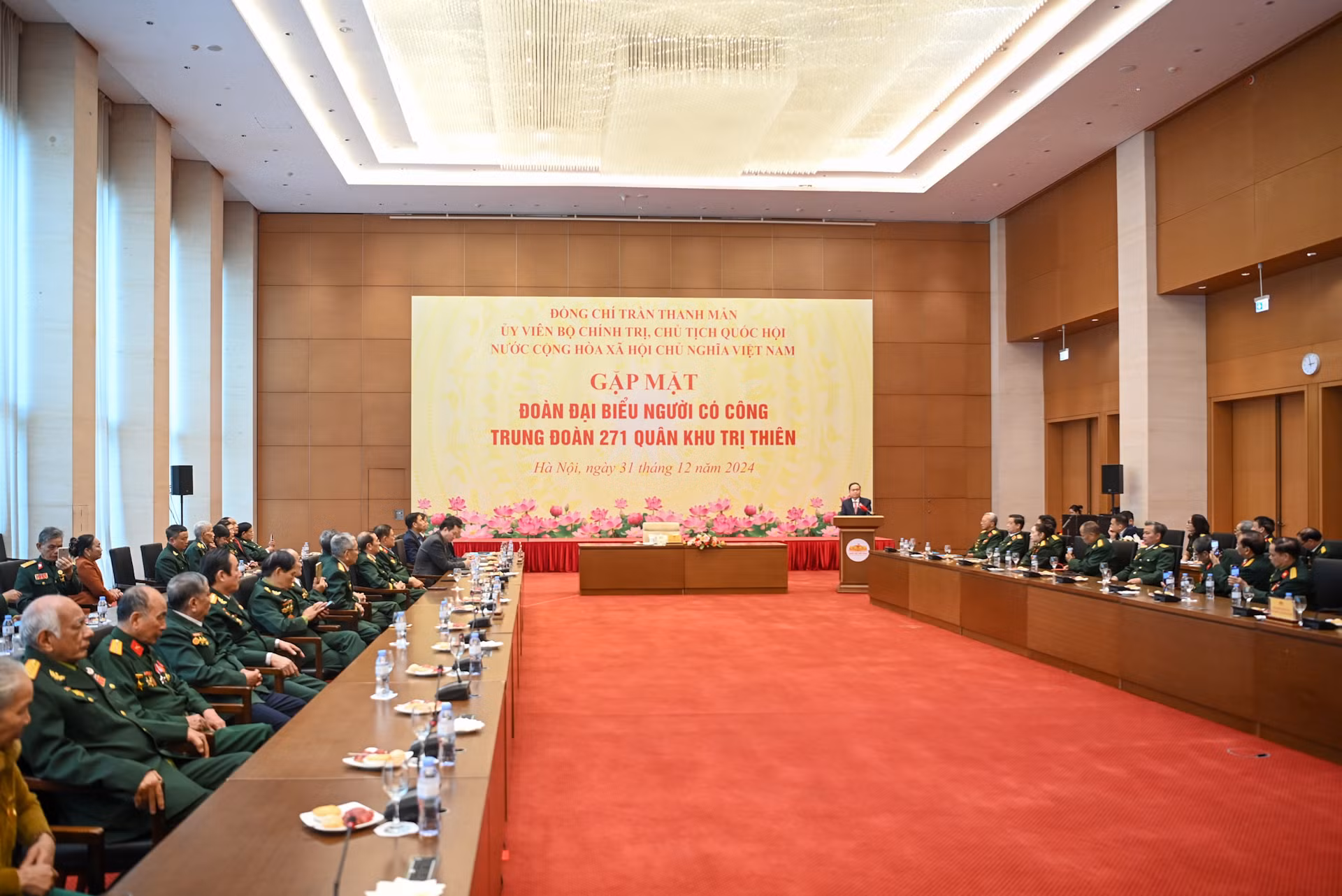 Quang cảnh buổi gặp mặt tại Nhà Quốc hội. Quang cảnh buổi gặp mặt tại Nhà Quốc hội.
