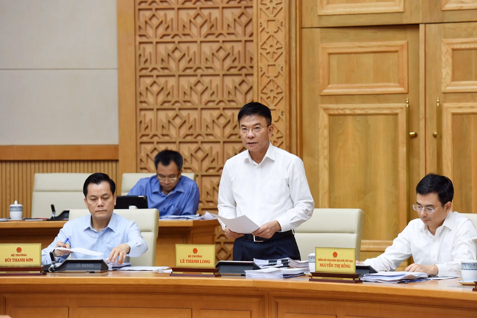 Bộ trưởng Tư pháp Lê Thành Long phát biểu.