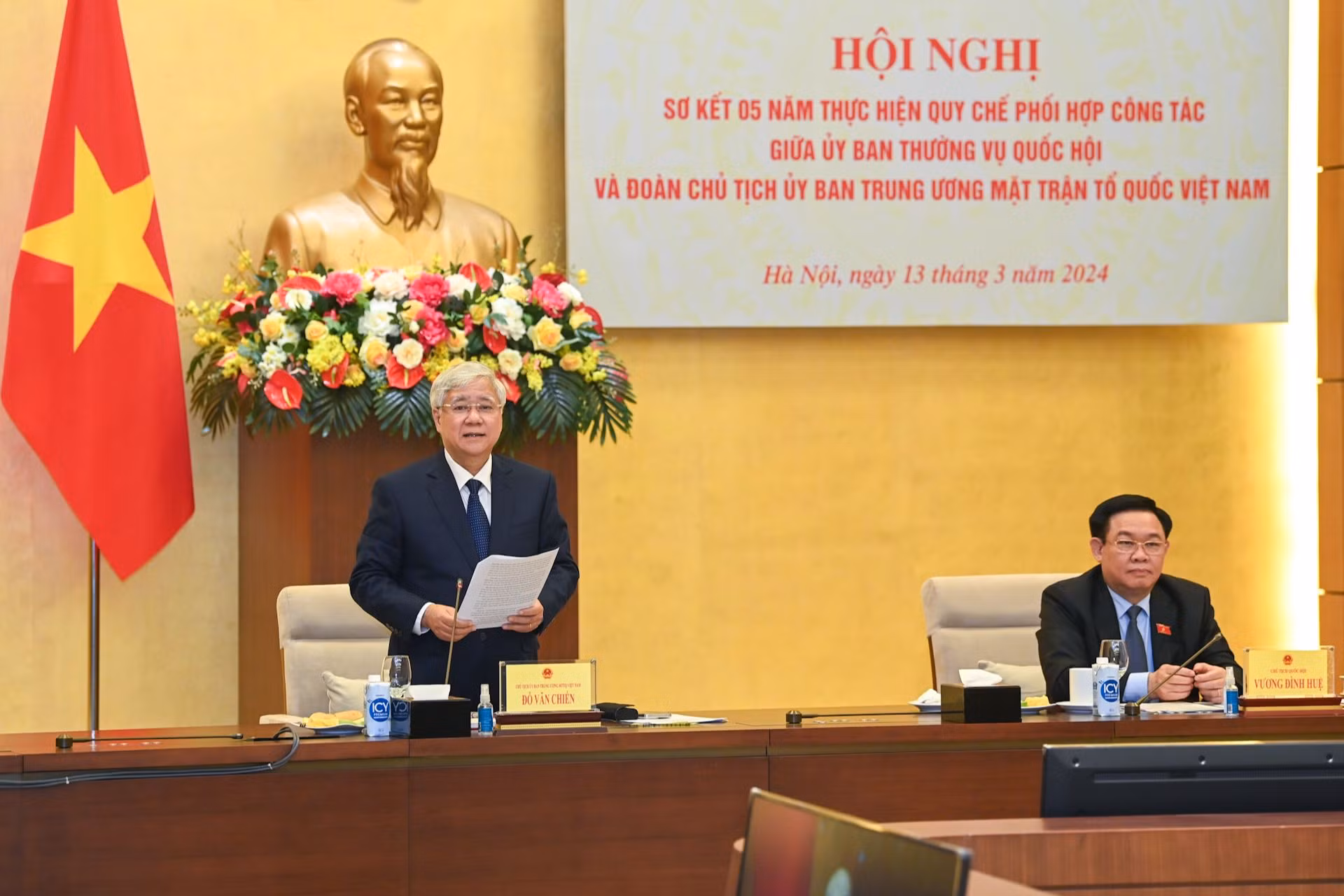 Chủ tịch Ủy ban Trung ương Mặt trận Tổ quốc Việt Nam Đỗ Văn Chiến phát biểu tại hội nghị.