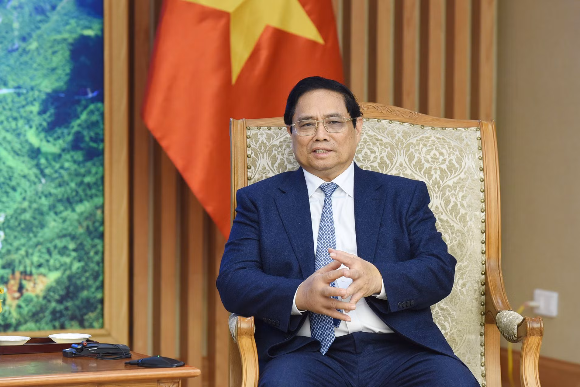 Thủ tướng Phạm Minh Chính phát biểu tại buổi tiếp ông Roland Busch, Chủ tịch kiêm Tổng giám đốc Tập đoàn Siemens AG. Thủ tướng Phạm Minh Chính phát biểu tại buổi tiếp ông Roland Busch, Chủ tịch kiêm Tổng giám đốc Tập đoàn Siemens AG.