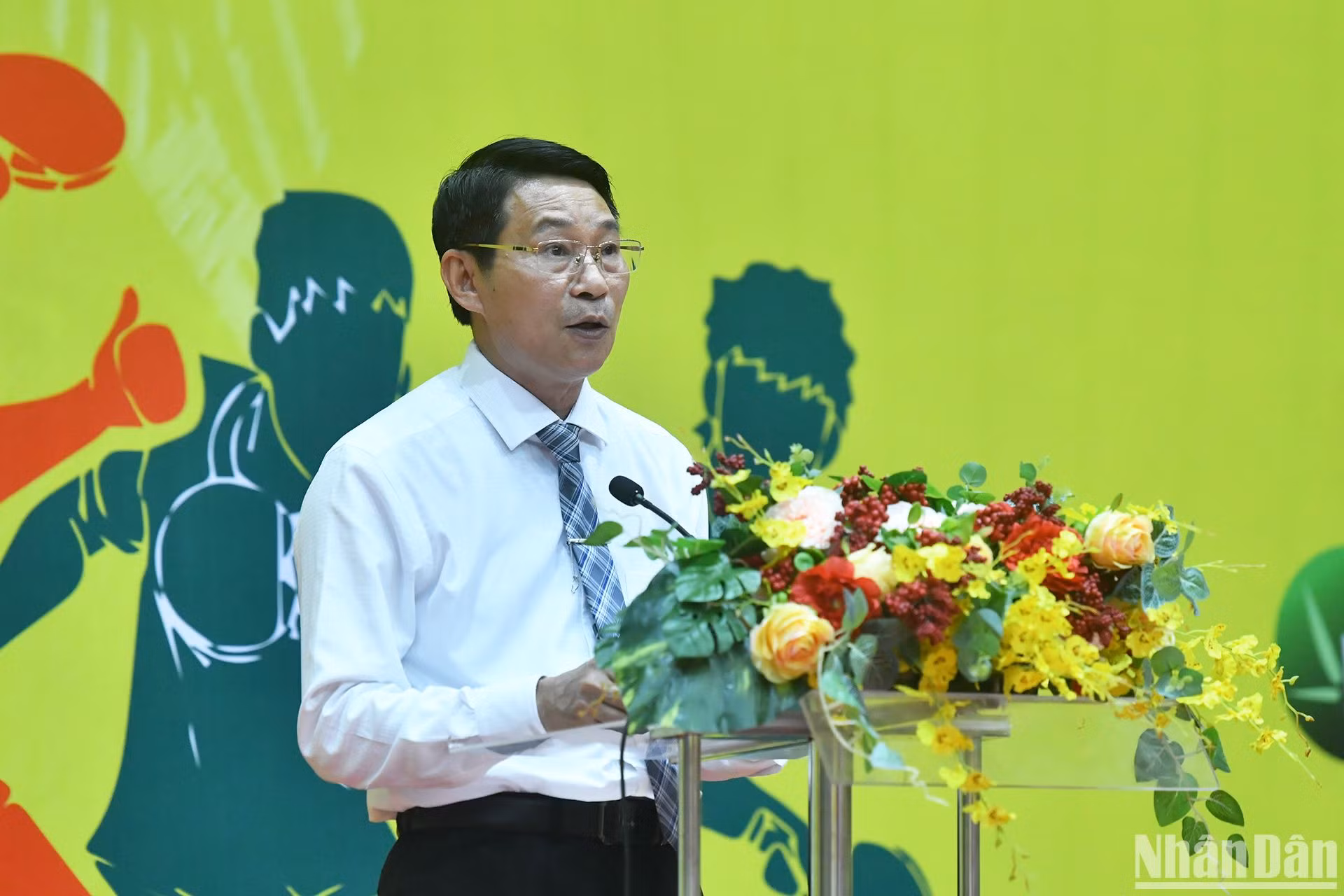 Phó Chủ tịch Ủy ban nhân dân tỉnh Khánh Hòa Đinh Văn Thiệu phát biểu tại Lễ khai mạc. Phó Chủ tịch Ủy ban nhân dân tỉnh Khánh Hòa Đinh Văn Thiệu phát biểu tại Lễ khai mạc.
