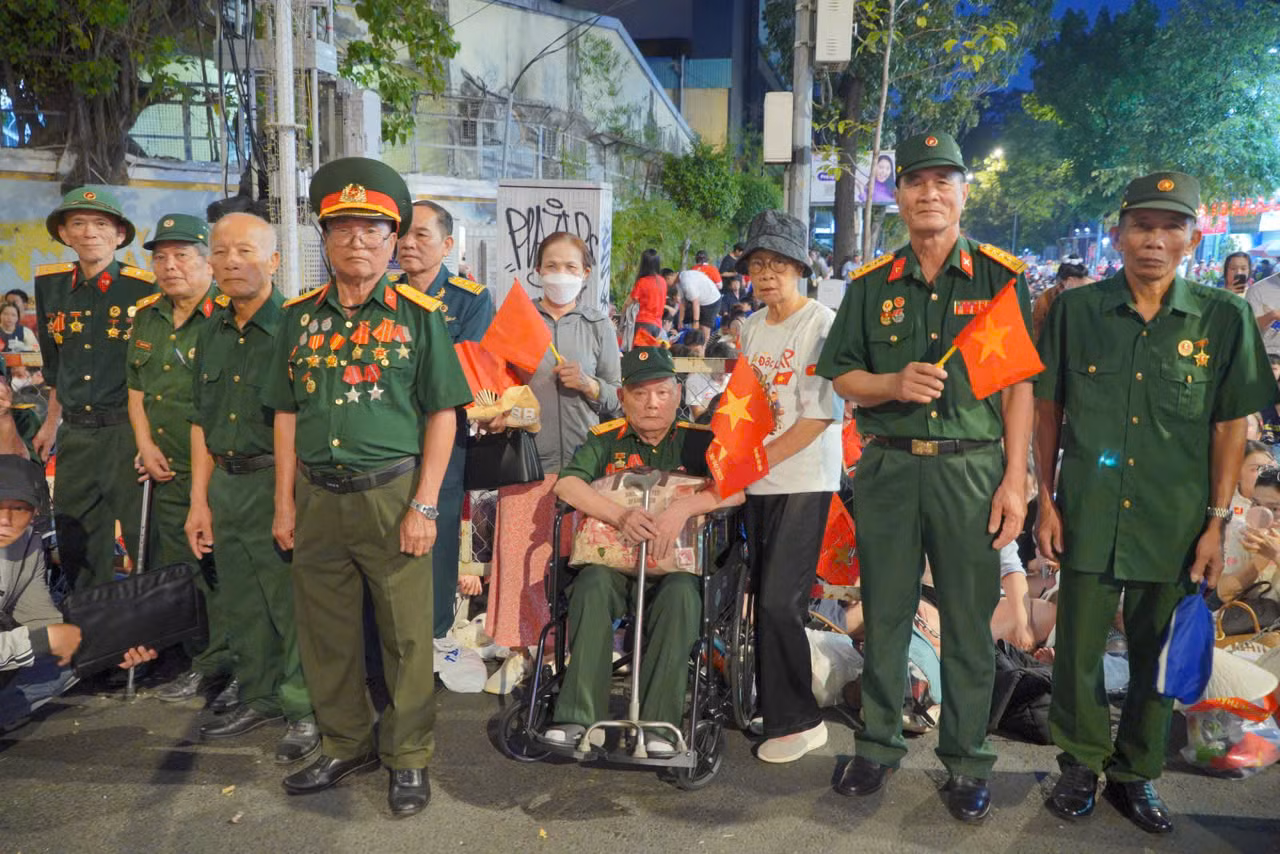 Lễ Kỷ niệm 50 năm Ngày Giải phóng miền nam, thống nhất đất nước ảnh 12