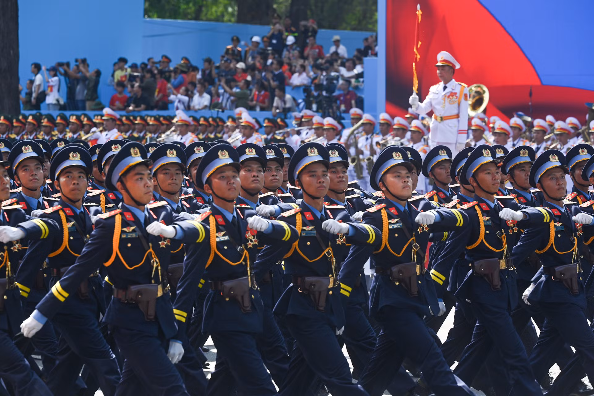 Khối nam sĩ quan Không quân Công an nhân dân.