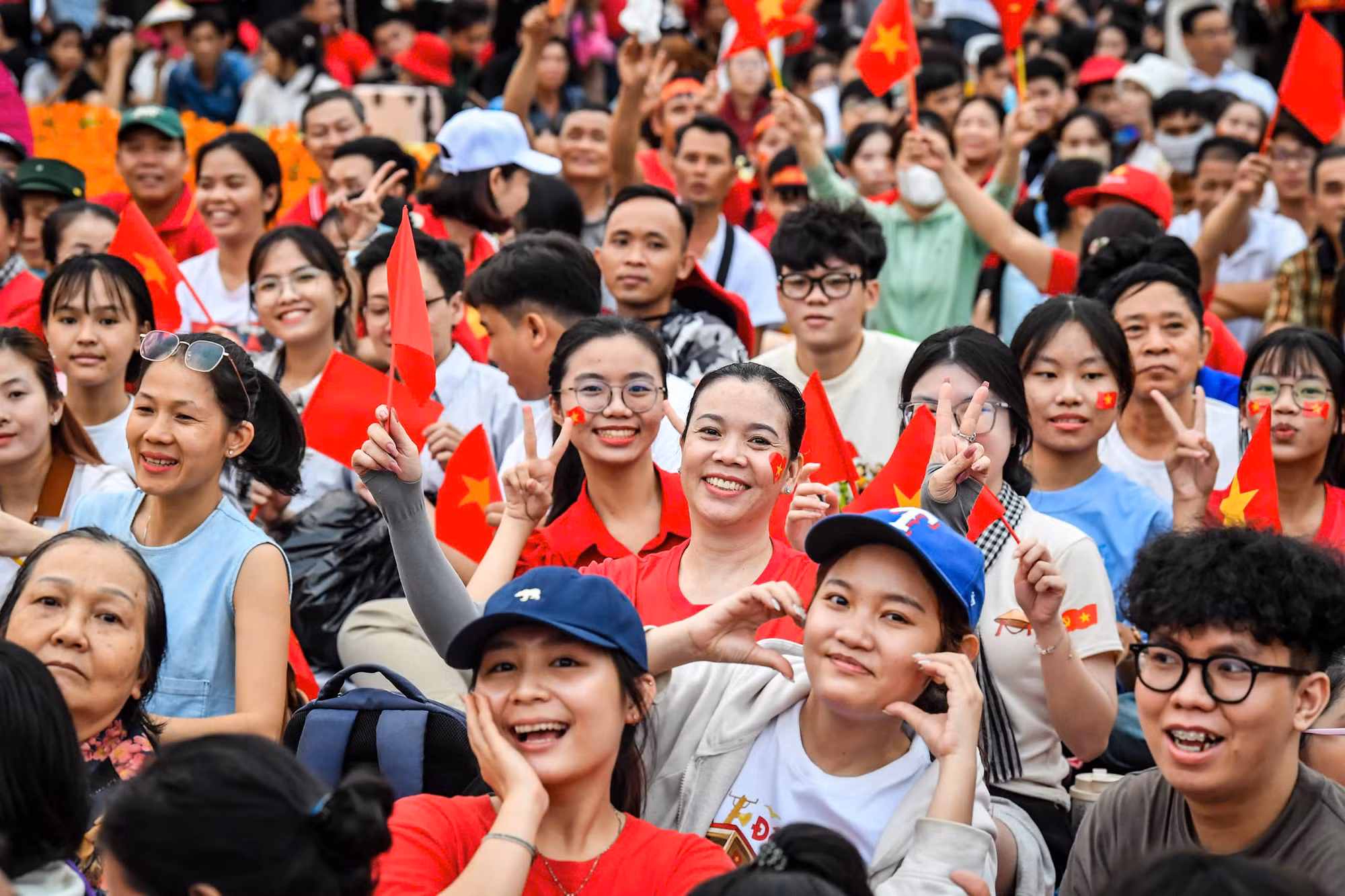 Lễ Kỷ niệm 50 năm Ngày Giải phóng miền nam, thống nhất đất nước ảnh 23
