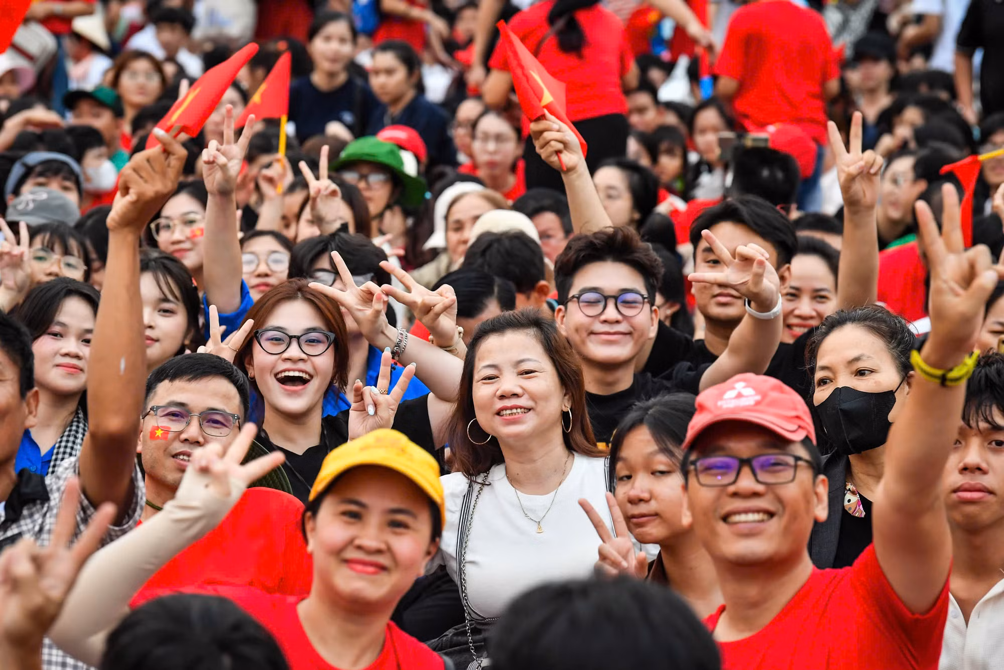 Lễ Kỷ niệm 50 năm Ngày Giải phóng miền nam, thống nhất đất nước ảnh 24