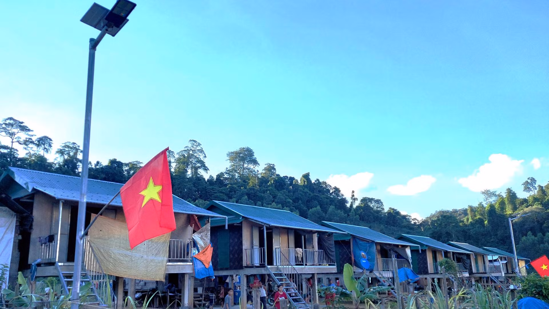 Bản Sắt mới ở xã Trường Sơn, huyện Quảng Ninh được quy hoạch và xây dựng ở nơi an toàn nhằm phòng tránh thiên tai