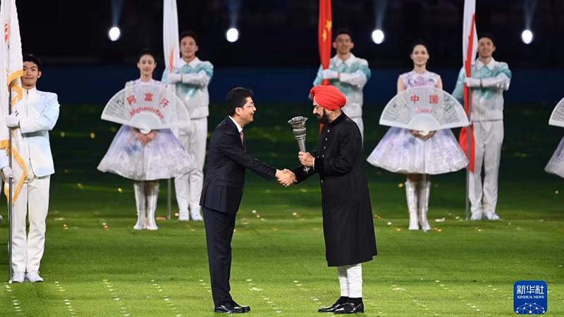 Nghi thức trao ngọn đuốc ASIAD. Nghi thức trao ngọn đuốc ASIAD.