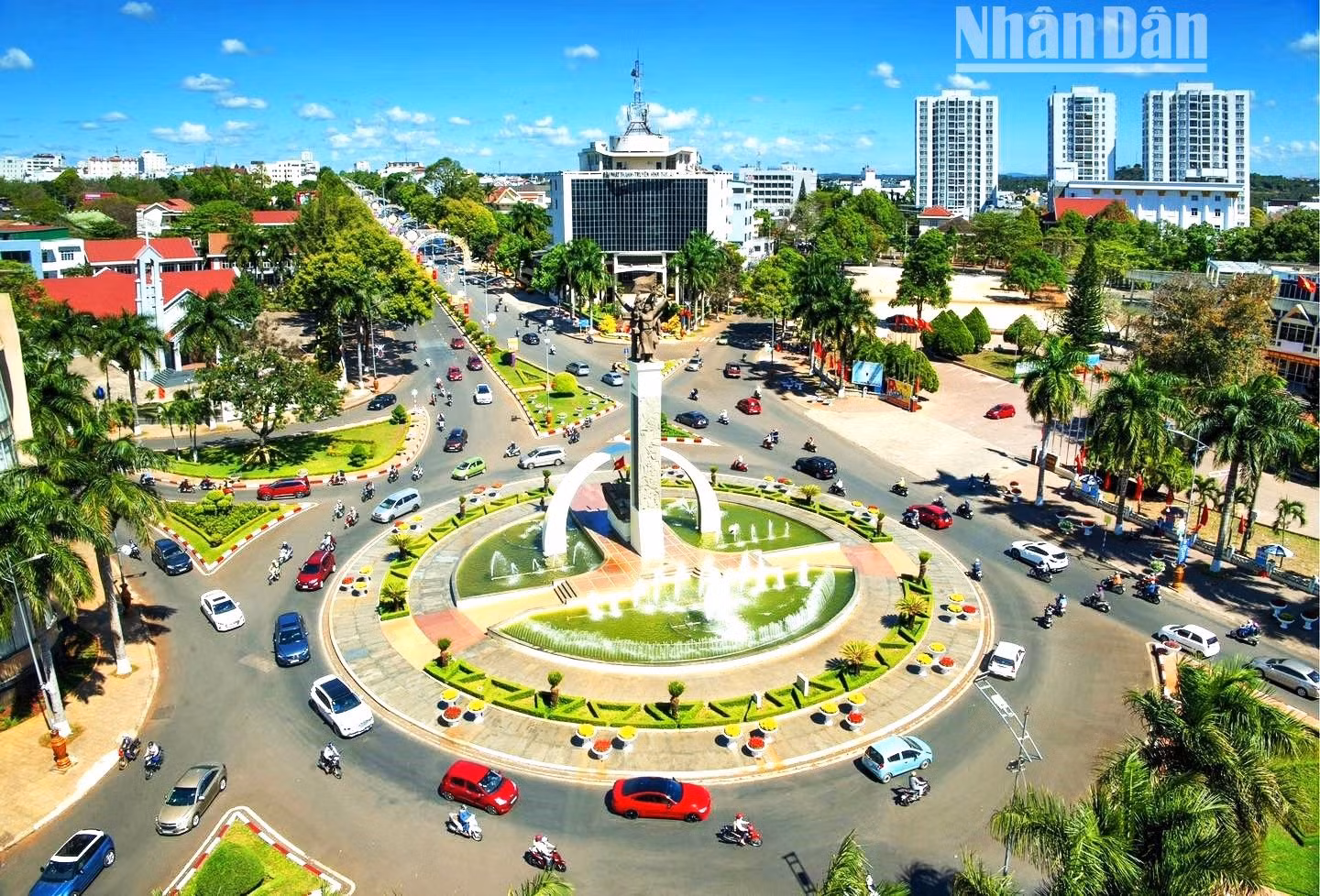 Tỉnh Đắk Lắk đang xây dựng Buôn Ma Thuột trở thành thành phố Cà-phê của thế giới. Tỉnh Đắk Lắk đang xây dựng Buôn Ma Thuột trở thành thành phố Cà-phê của thế giới.